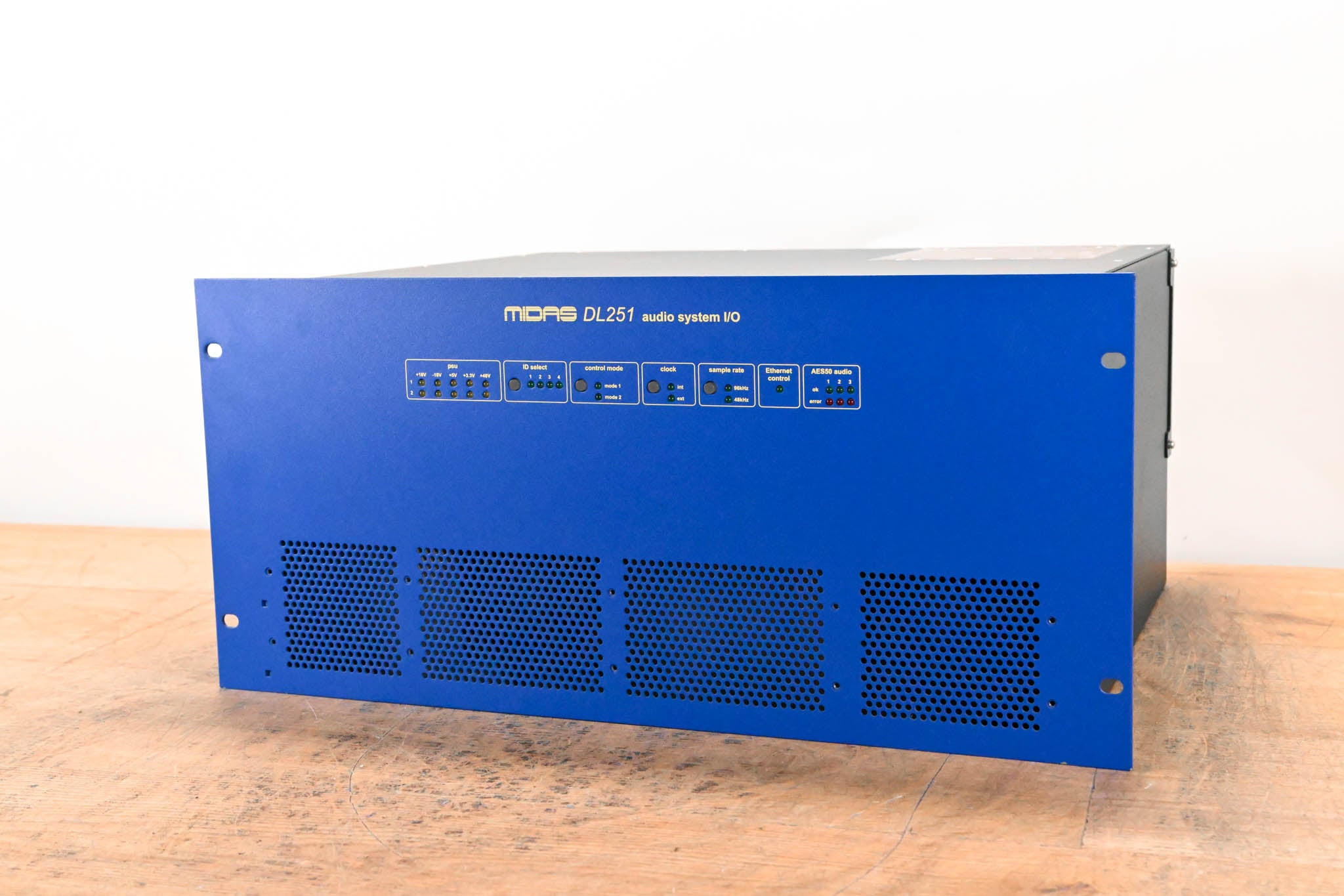 Midas DL251 PRO Series 48-input / 16-output Stage Box