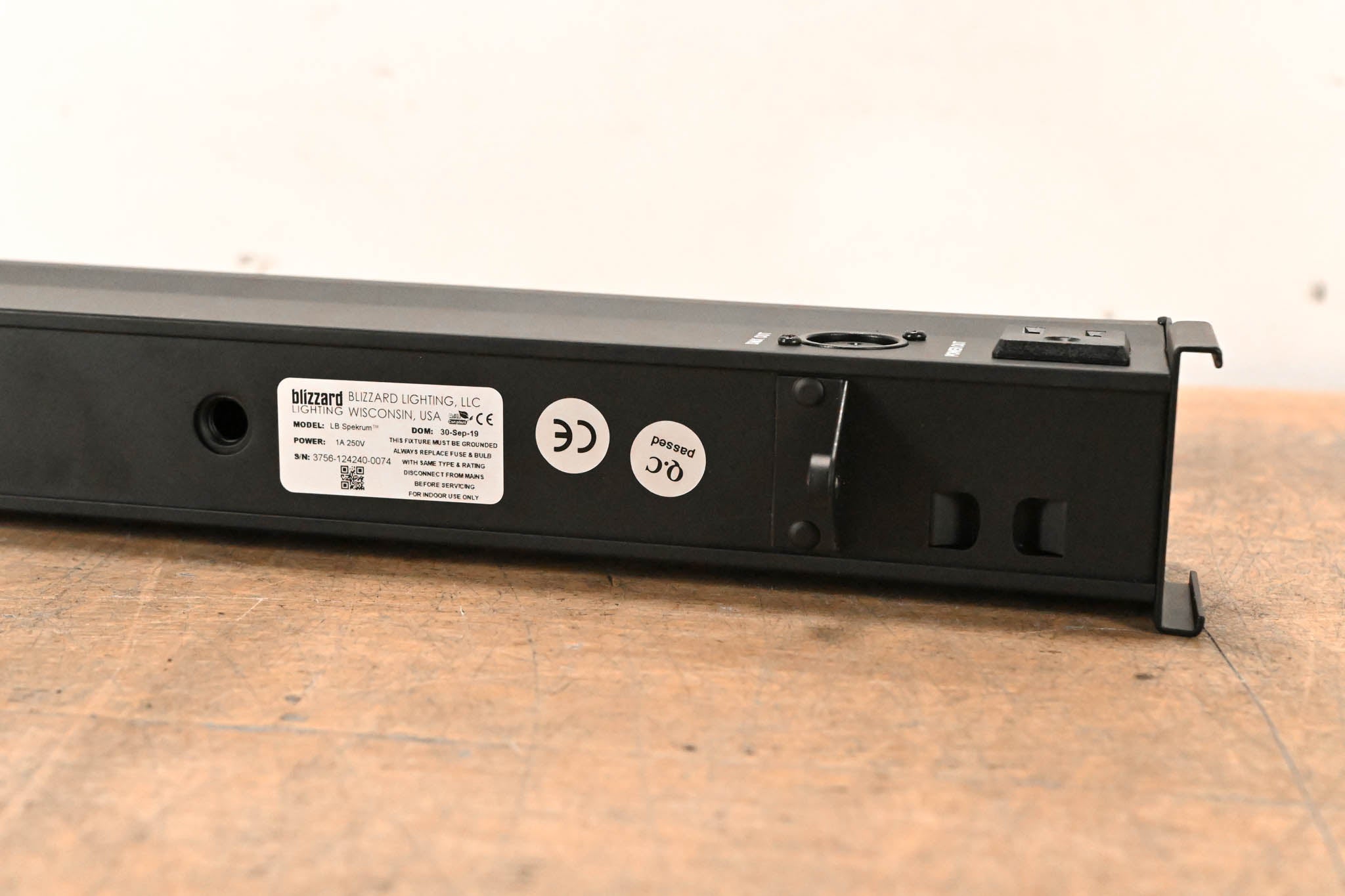 Blizzard Lighting LB Spekrum RGB LED Wash Bar Light