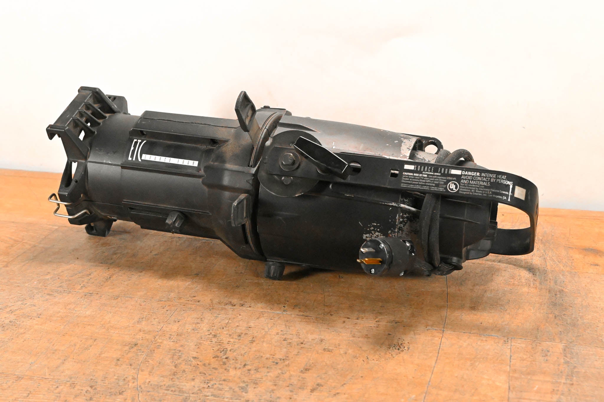 ETC Source Four 575 19 Degree Ellipsoidal Light