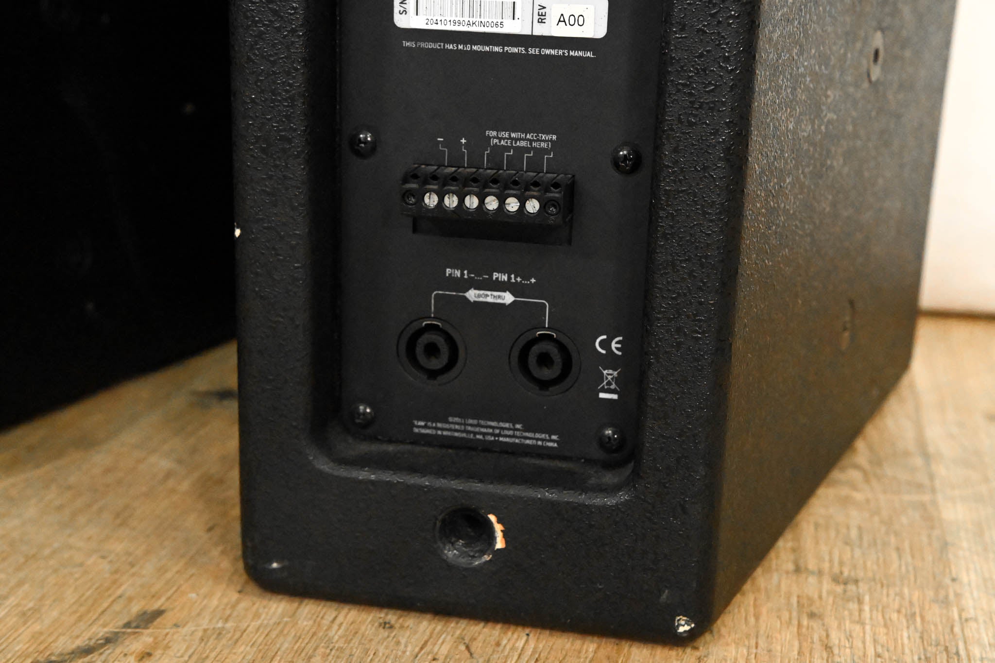 EAW VFR109i Two-Way Full-Range Loudspeaker (PAIR)