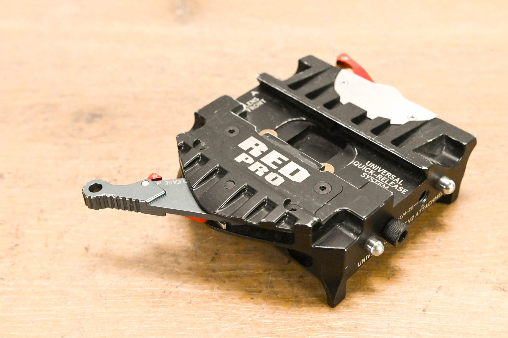 RED Digital Cinema Quick Release Platform (Dovetail)