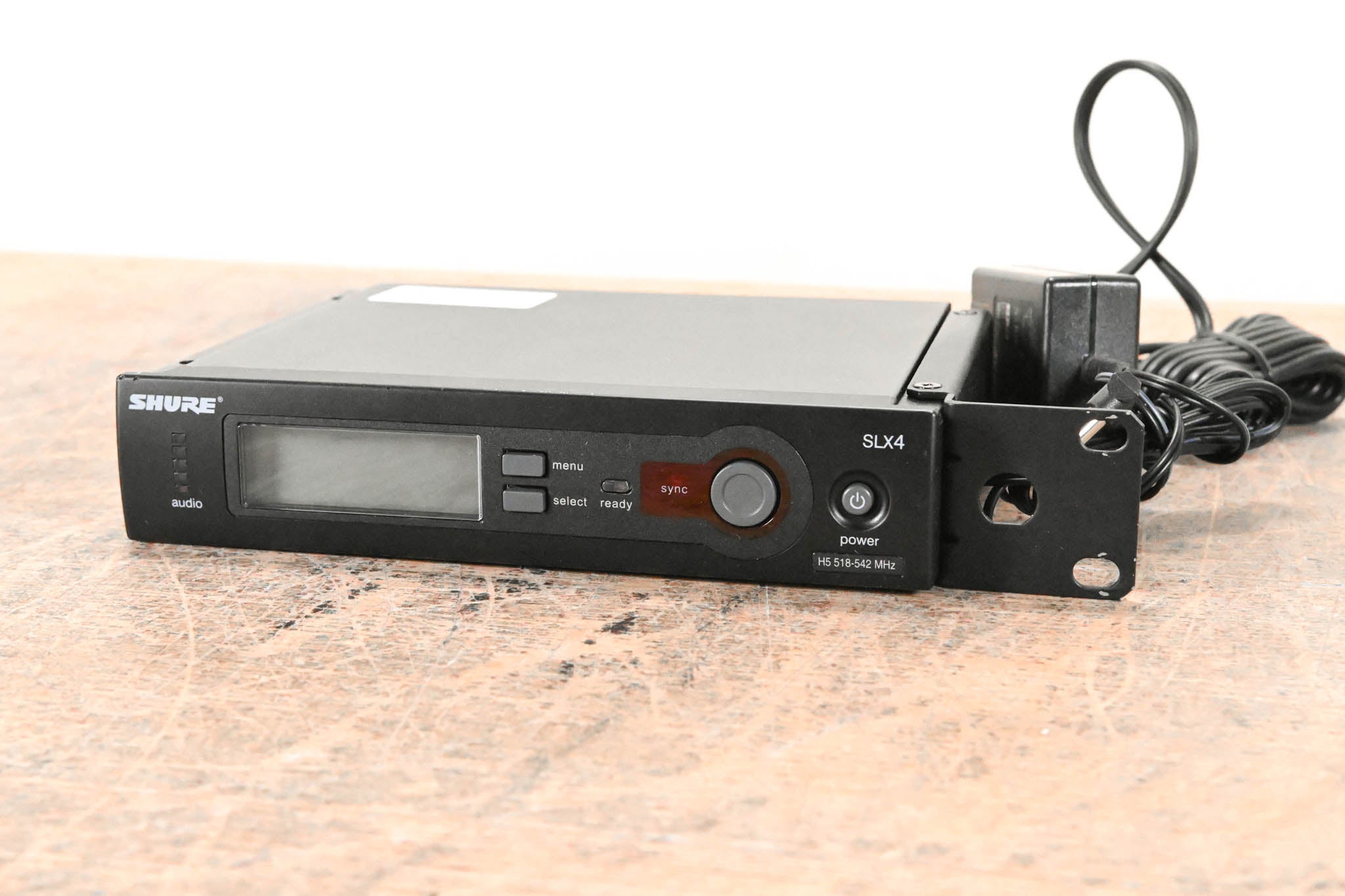 Shure SLX4 Wireless Diversity Receiver - H5 Band: 518-542 MHz