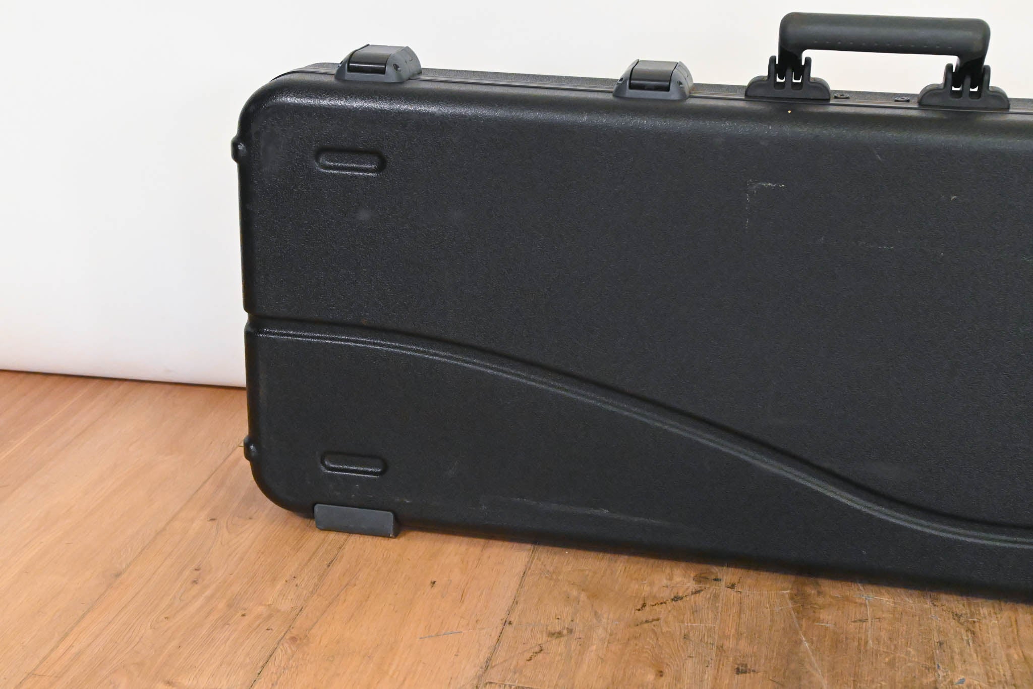 Fender Deluxe Molded Bass Case - Black