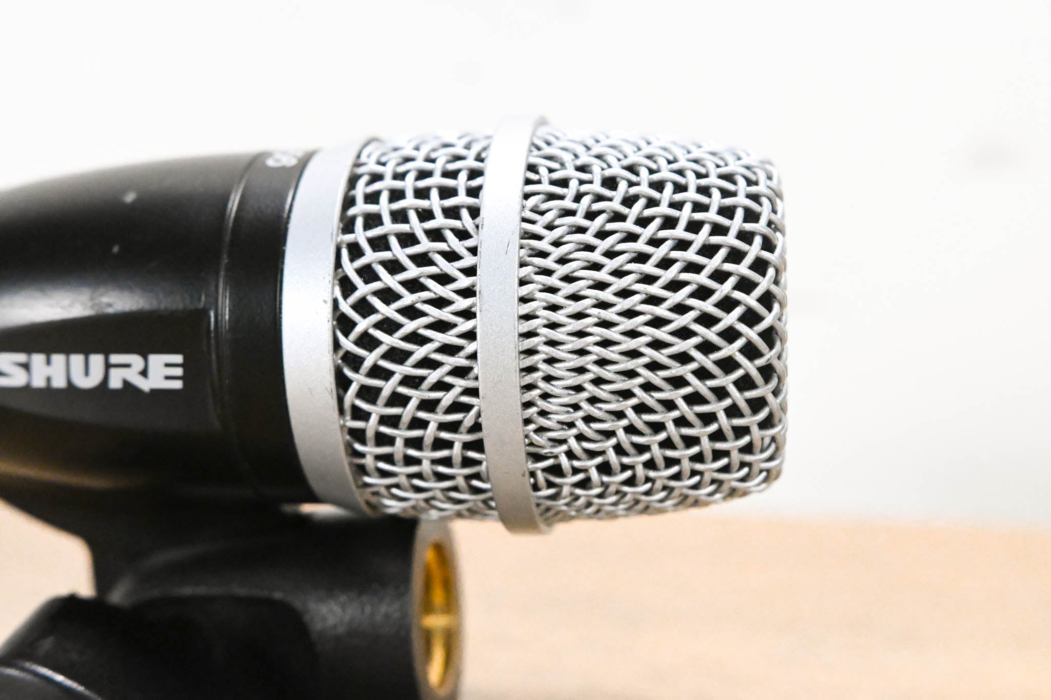 Shure PG56 Cardioid Dynamic Snare/Tom Microphone
