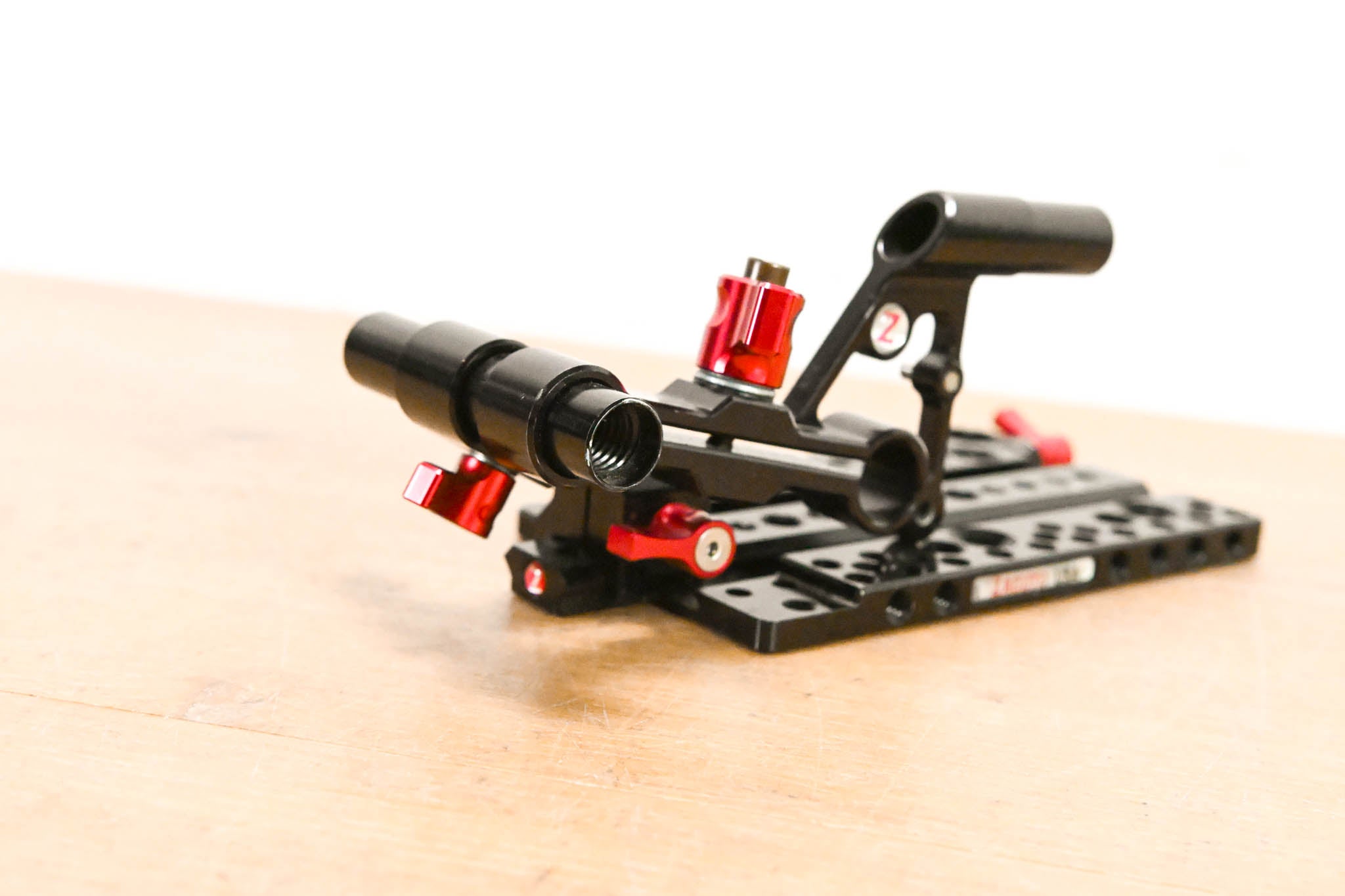 Zacuto Z-C2TP C200 Top Plate with Riser Bracket & Rods
