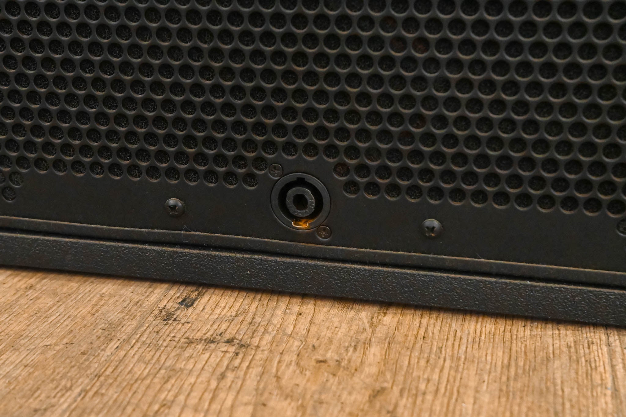 JBL VT4883 Subcompact Dual 12" Cardioid-Arrayable Subwoofer