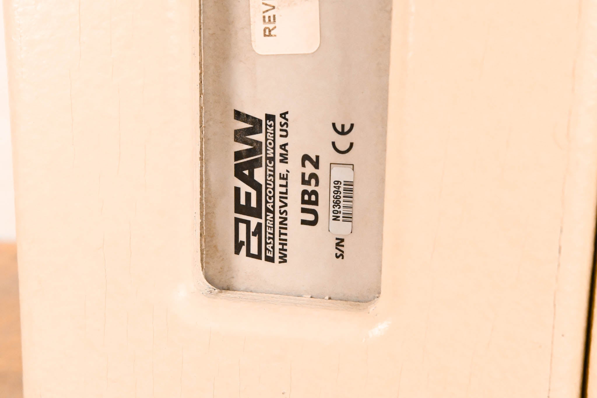 EAW UB52 Two-Way Full-Range Loudspeaker - White (PAIR)