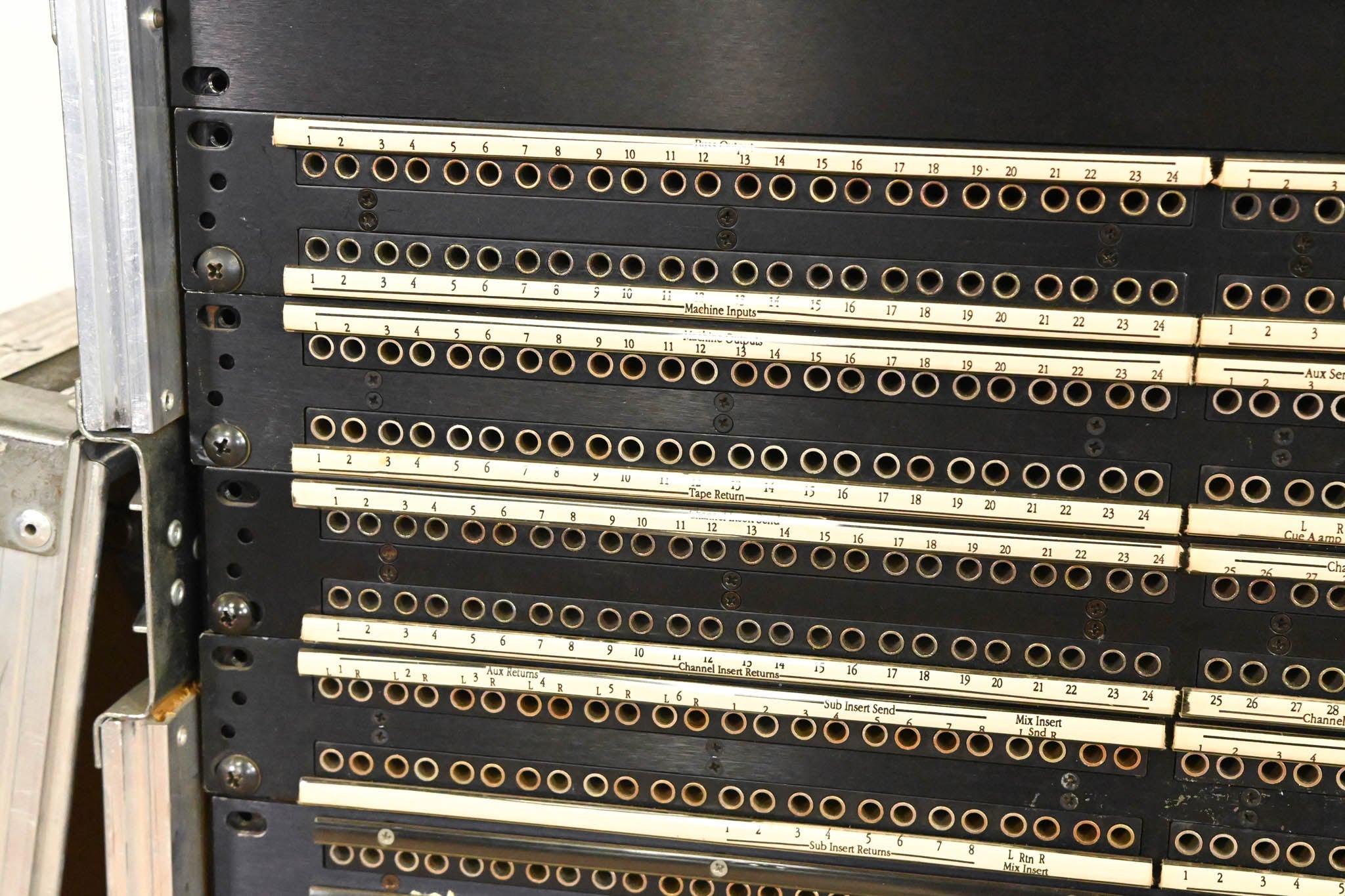 ADC 5x 96-Point TT Patchbay Rack w/ Elco I/O – 16U Rolling Case