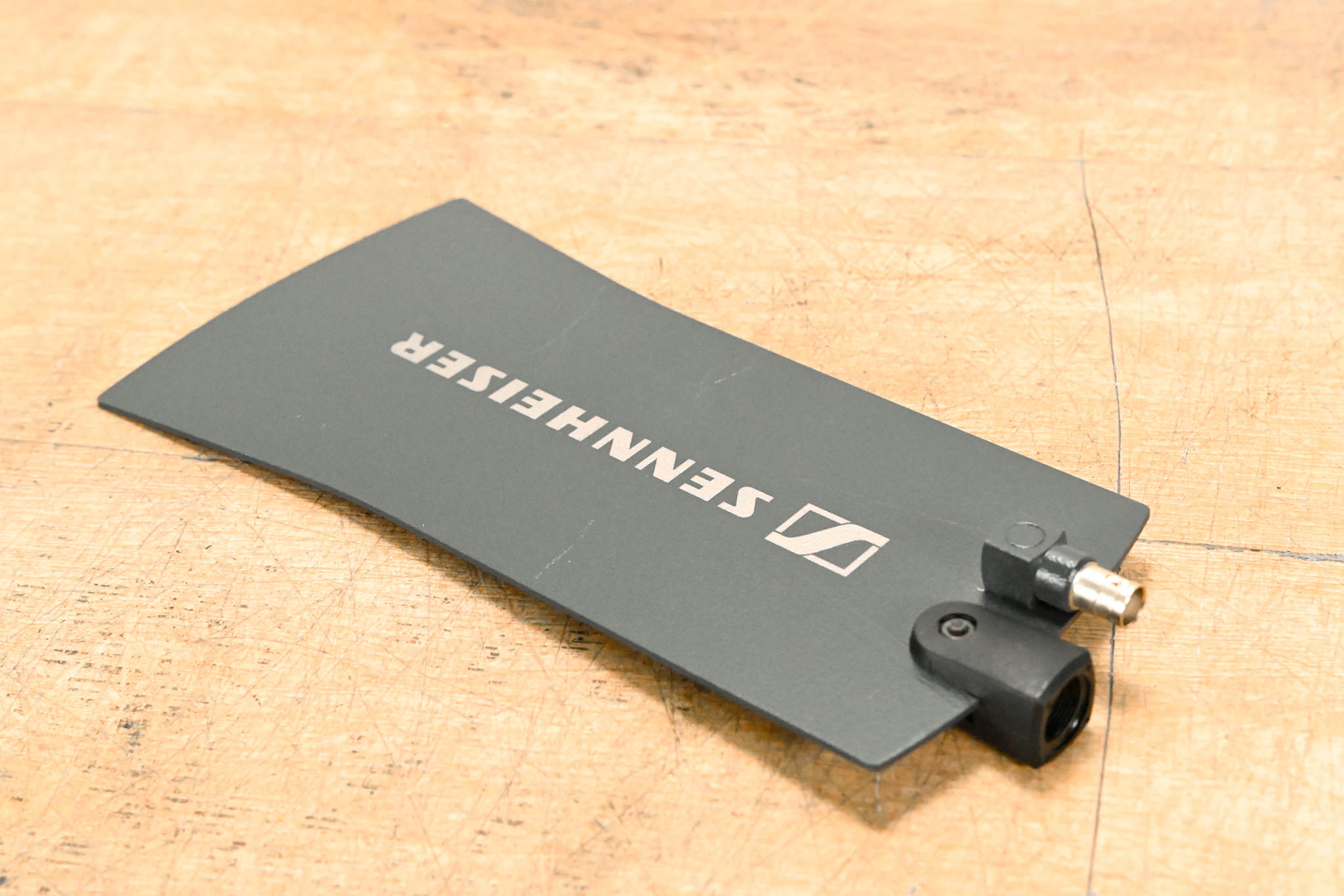 Sennheiser A 1031-U Omnidirectional UHF Antenna