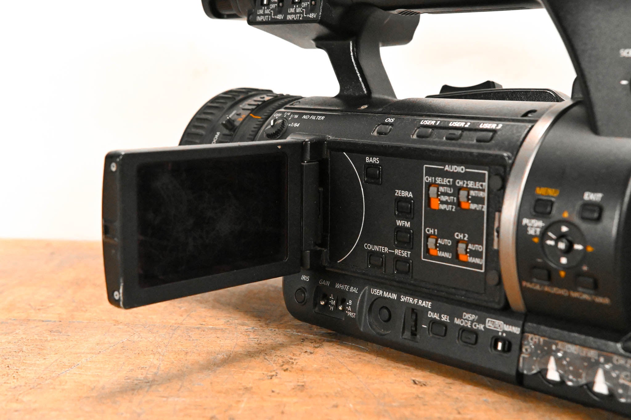 Panasonic AG-HPX255P P2 HD Handheld Camcorder