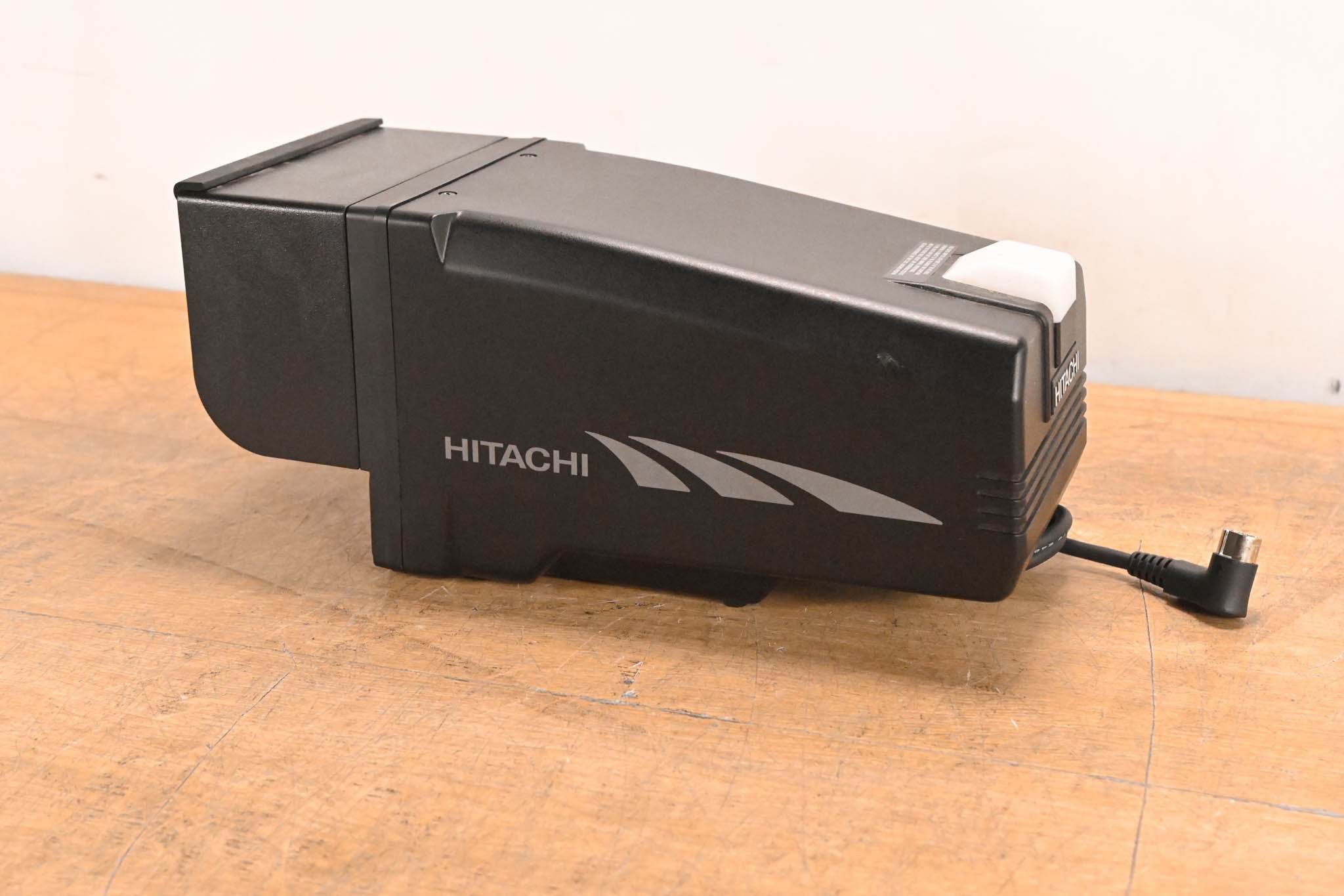 Hitachi VF-HD500 5" Black and White CRT Viewfinder