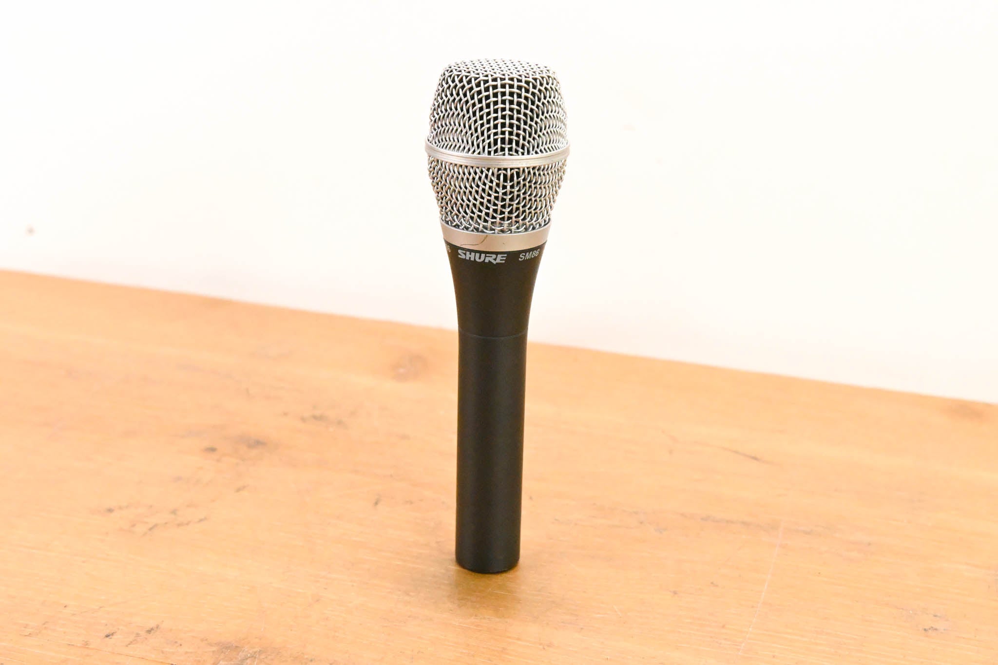 Shure SM86 Cardioid Condenser Handheld Vocal Microphone