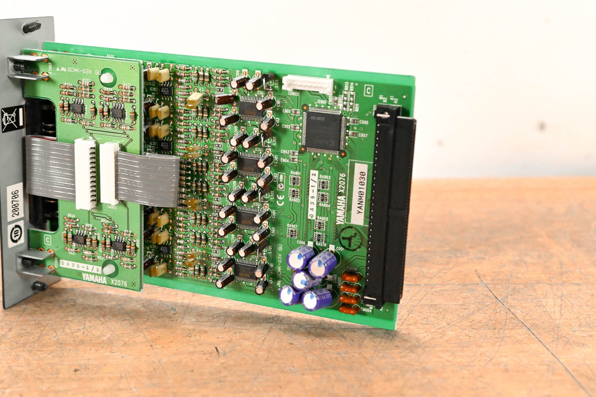 Yamaha MY8-DA96 24-bit, 96kHz 8-Channel Analog Output Card