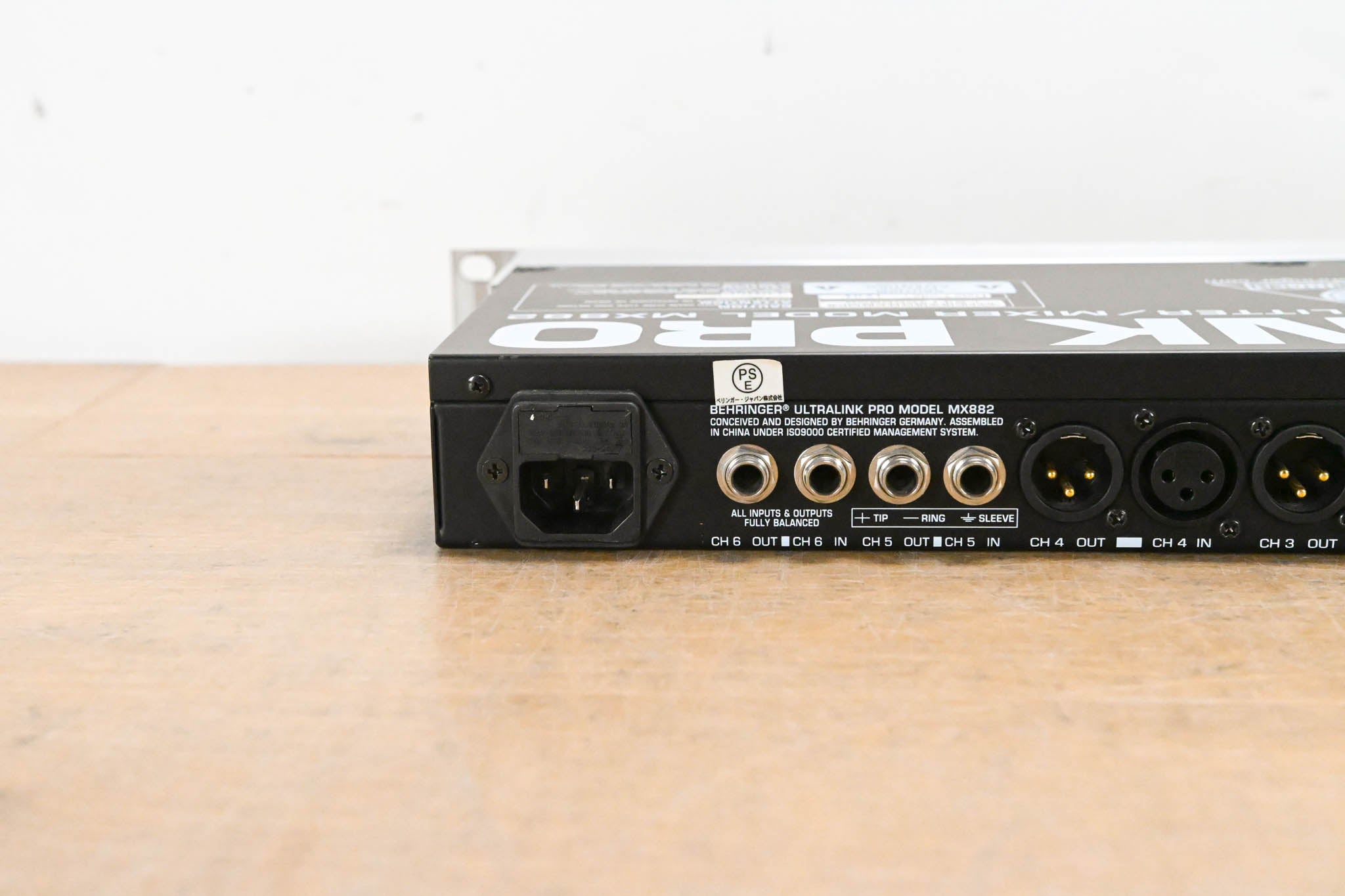 Behringer ULTRALINK PRO MX882 8-Channel Splitter/Mixer