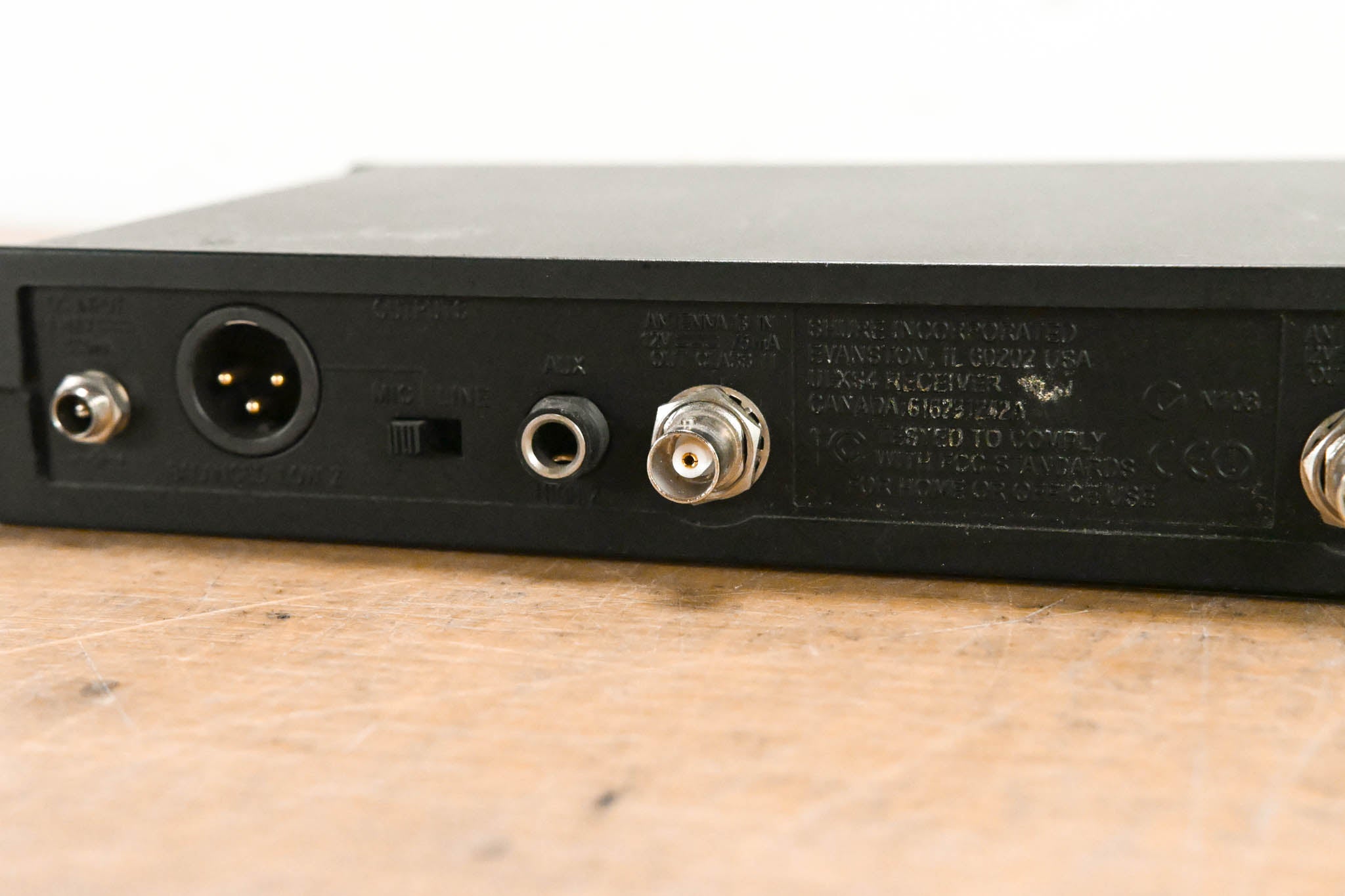 Shure ULXS24/58 Handheld Wireless System - 662-698 MHz (NO POWER SUPPLY)