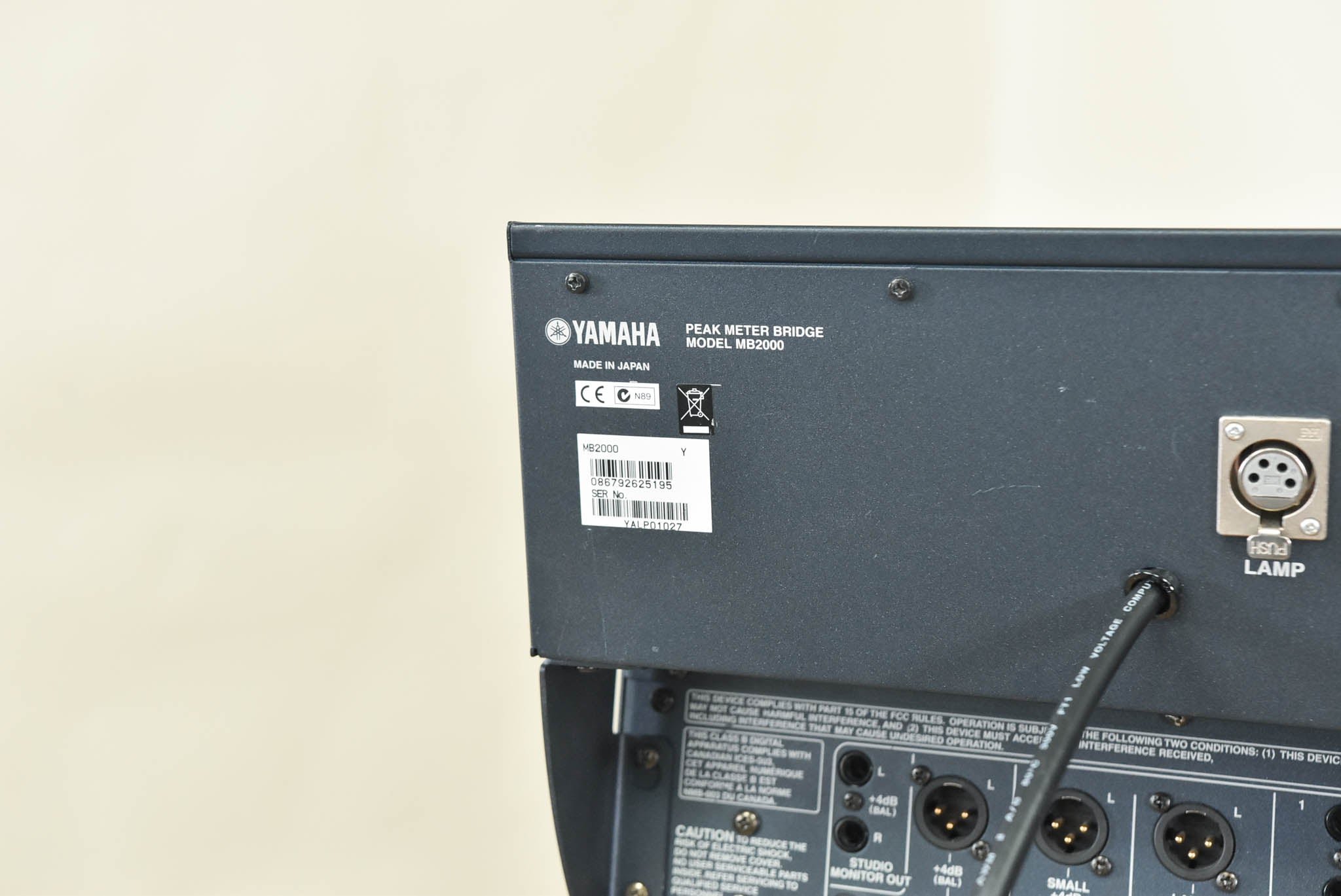 フェルマータ 現状品 YAMAHA DM2000 ミキサー MB2000 s-l400.jpg