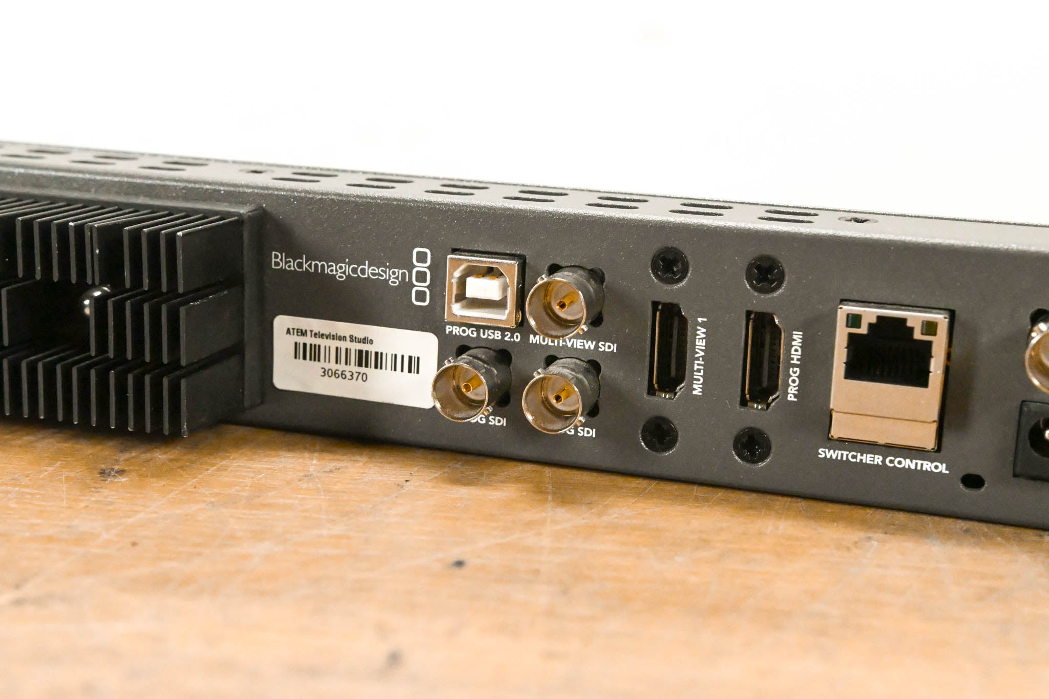 Blackmagic Design ATEM Television Studio (NO POWER SUPPLY)