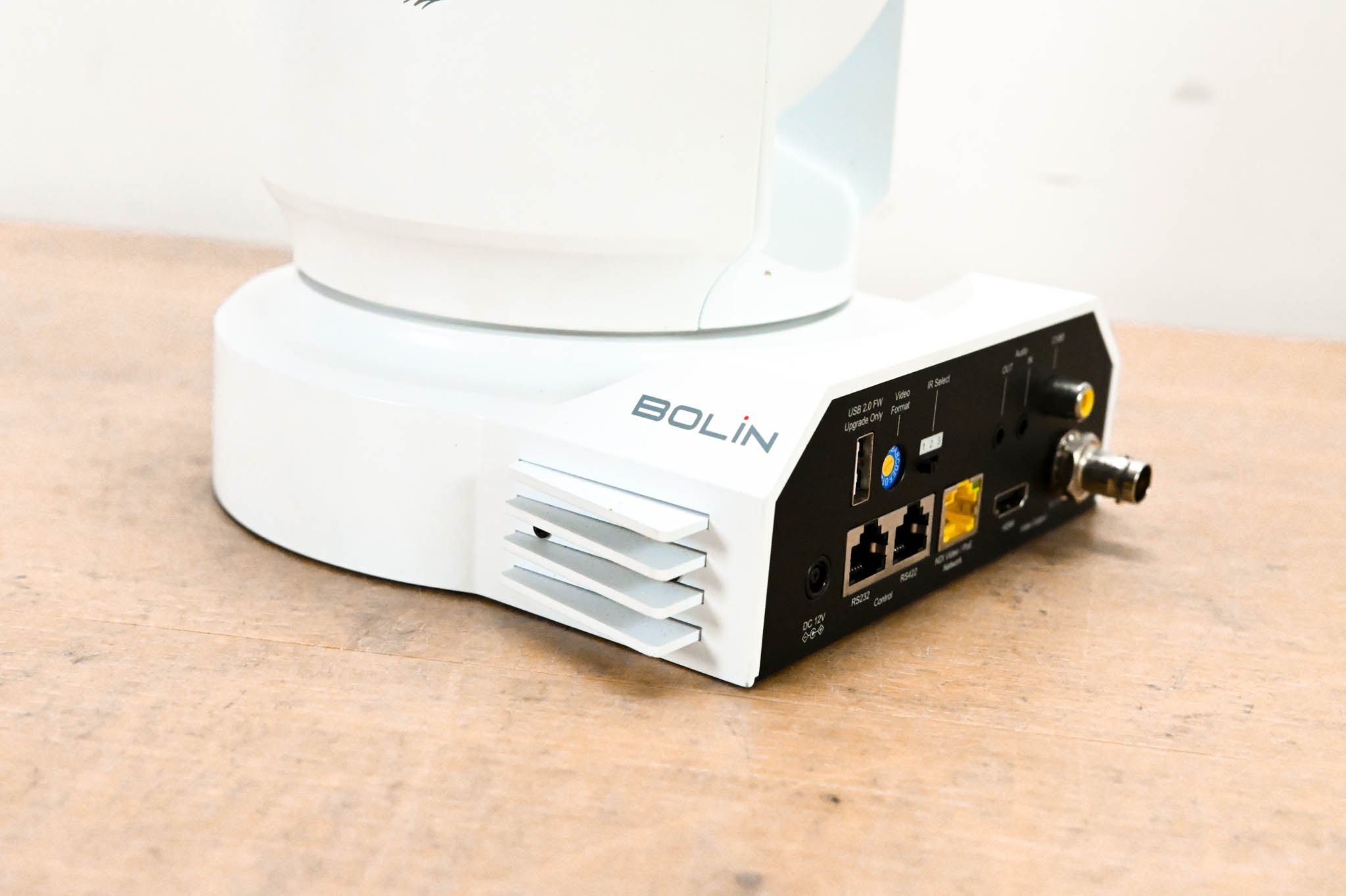 BirdDog EYES P200 1080P 30X FULL NDI PTZ Camera (White)