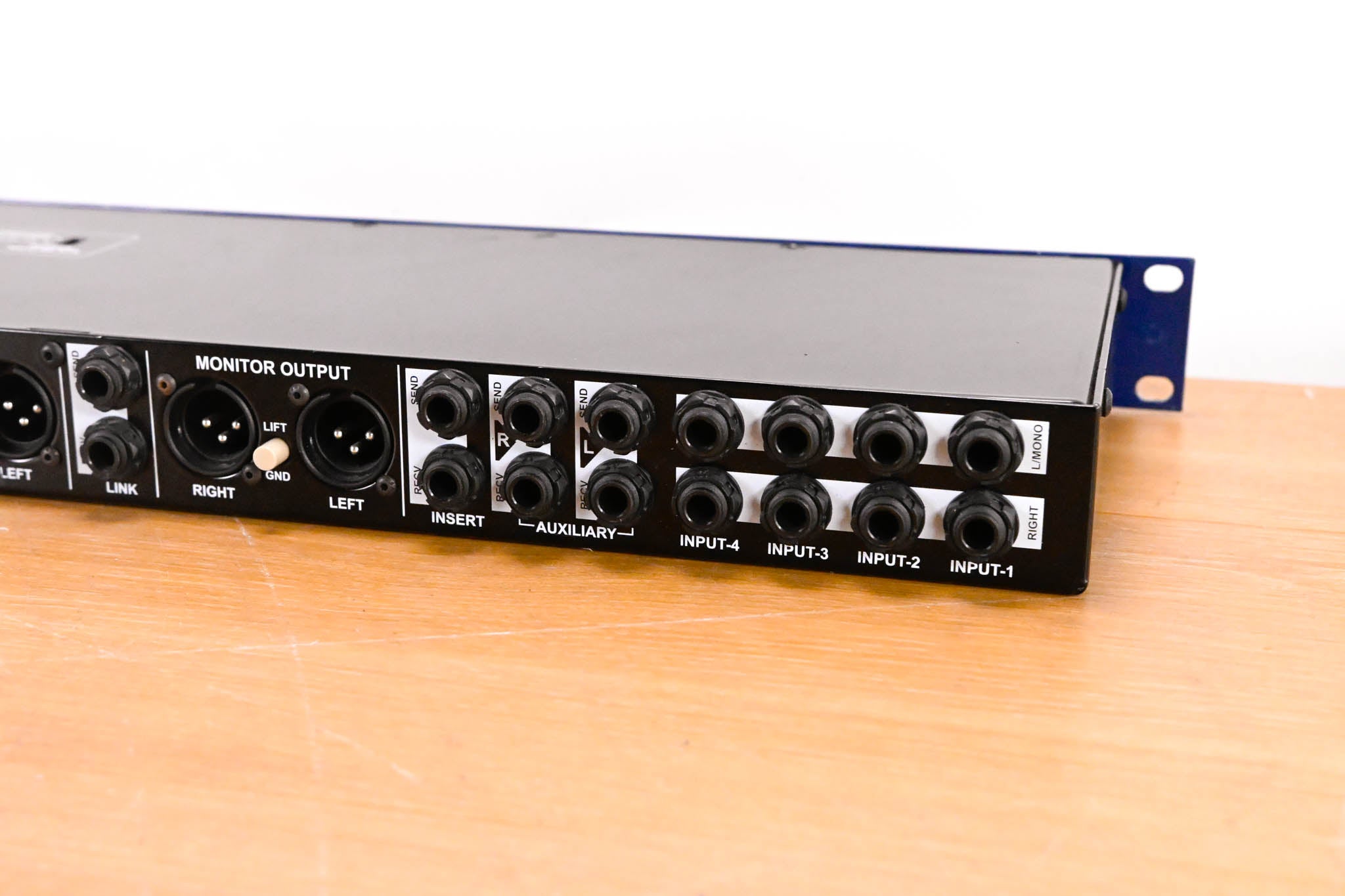 Radial Engineering KL-8 Rackmount Keyboard Mixer (NO POWER SUPPLY)