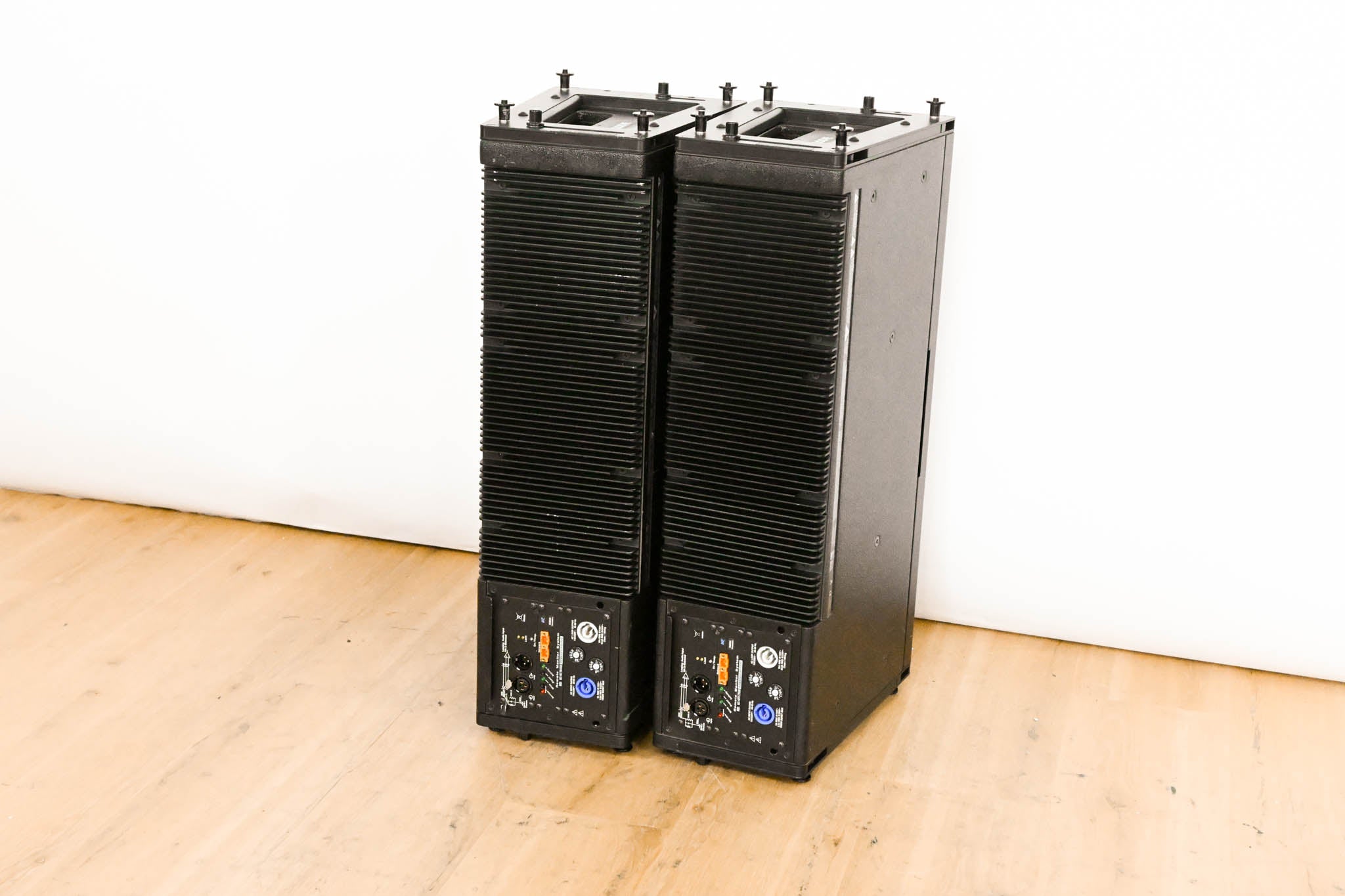 Meyer Sound M'elodie High-Power Curvilinear Array Loudspeaker (PAIR)