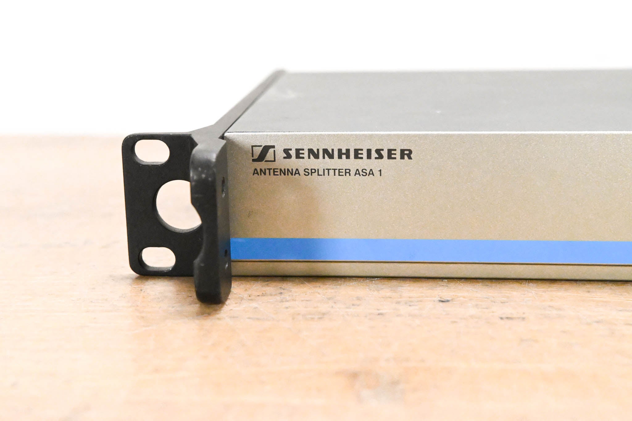 Sennheiser ASA 1 Active Antenna Splitter - 500-870 MHz (NO POWER SUPPLY)