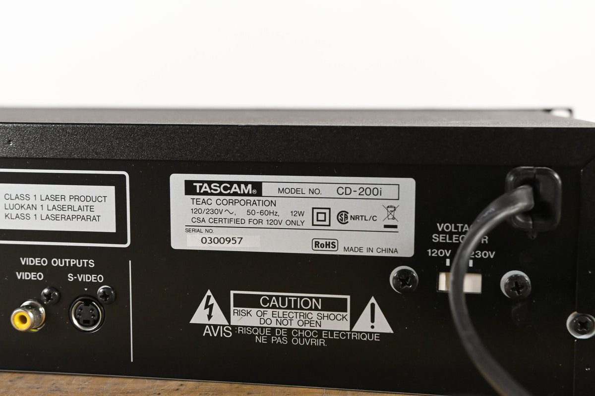 TASCAM CD-200i Rackmountable CD Player with iPod Dock