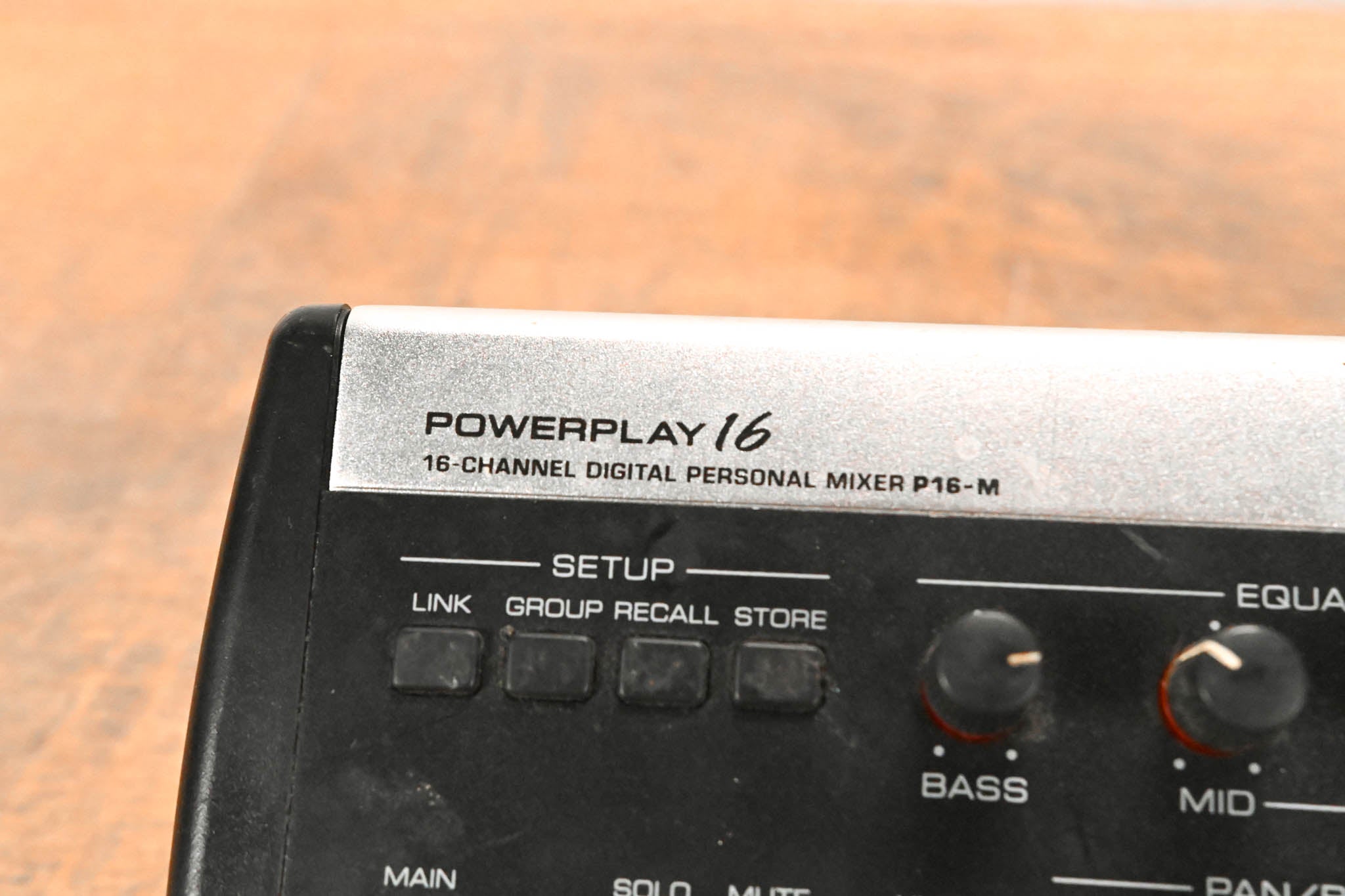 Behringer Powerplay P16-M 16-Channel Digital Personal Mixer