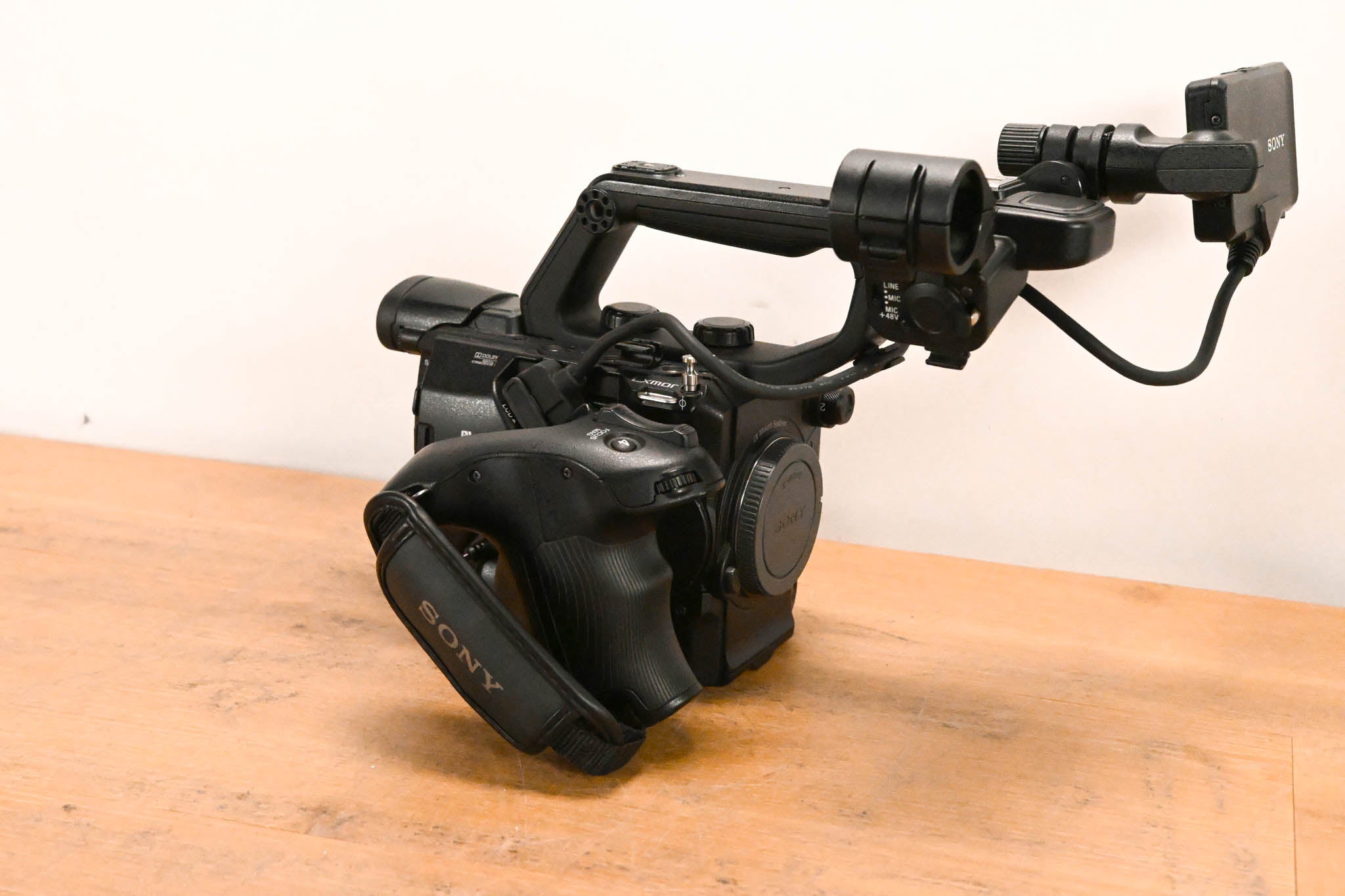 Sony PXW-FS5M2 4K XDCAM Super 35mm Compact Camcorder