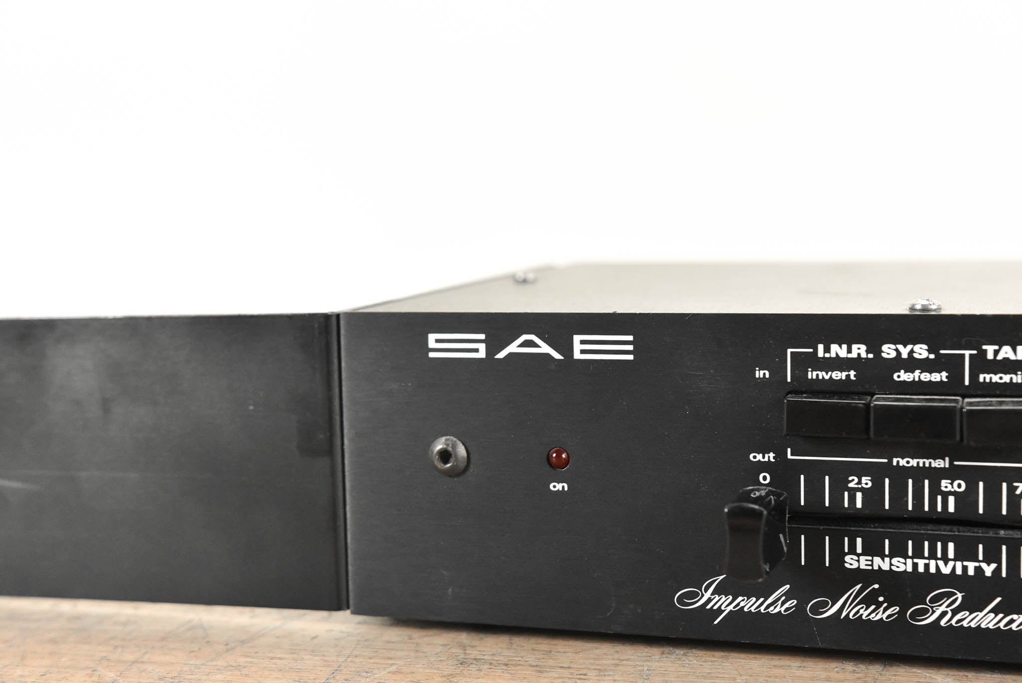 SAE 5000 Impulse Noise Reduction System