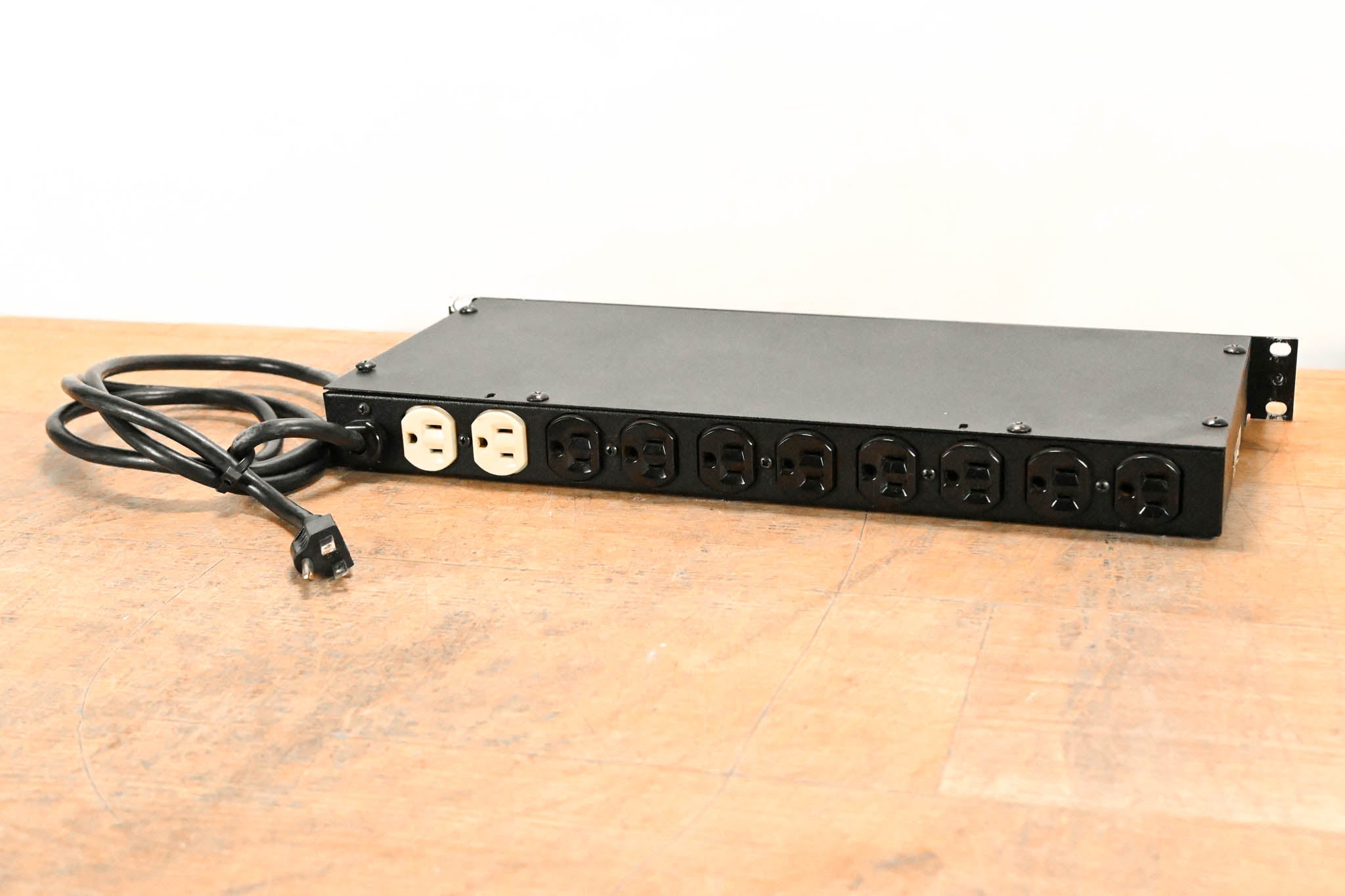 ETA Systems PD11LV Conditioned Power Distributor