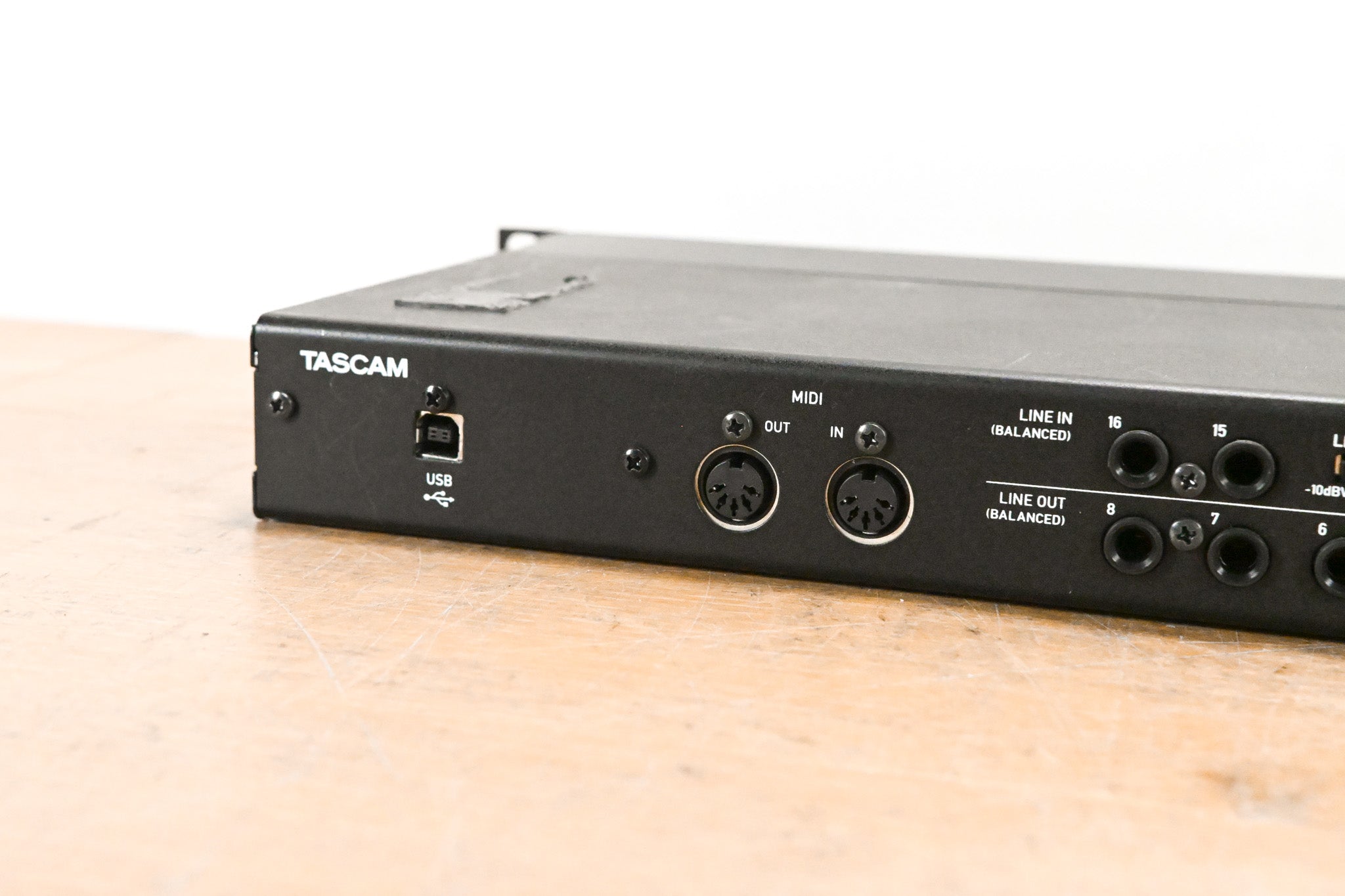 TASCAM US-16x08 16-in/8-out USB Audio/MIDI Interface (NO POWER SUPPLY)