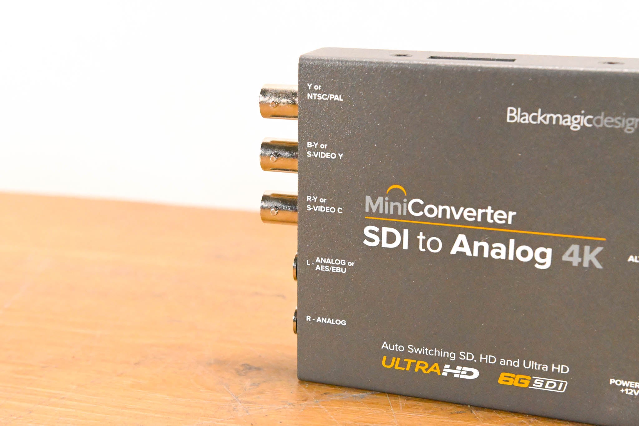 Blackmagic Design Mini Converter SDI to Analog 4K (NO POWER SUPPLY)