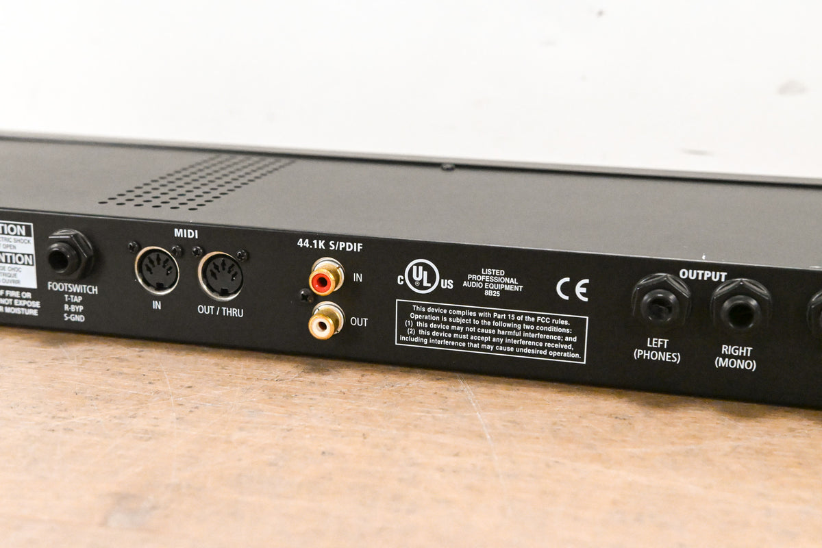 Lexicon MPX 200 24-Bit Two-Channel Multi-Effect Processor