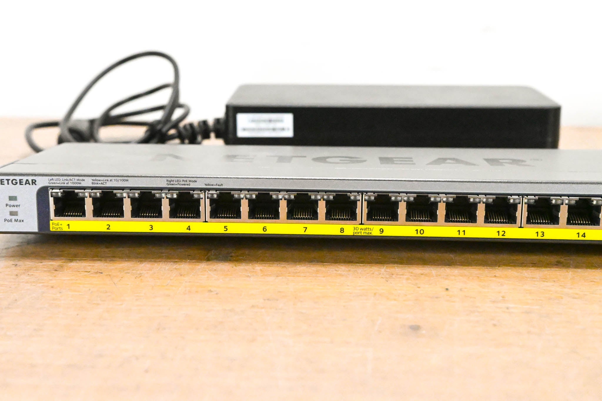 NETGEAR GS116PP 16-Port Gigabit PoE+ Compliant Unmanaged Switch