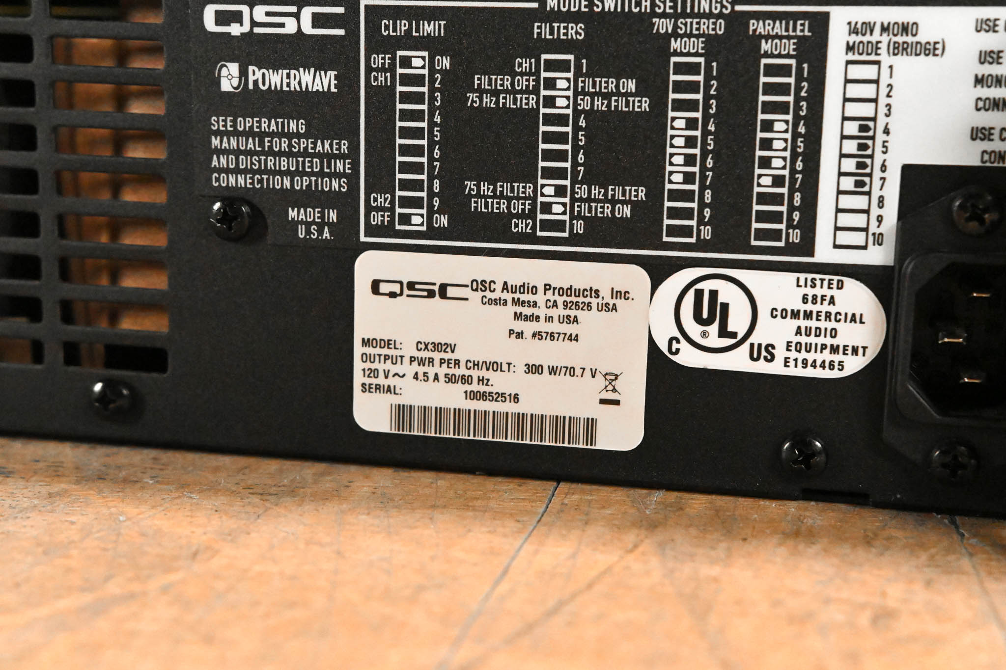 QSC CX302V 2-Channel Power Amplifier