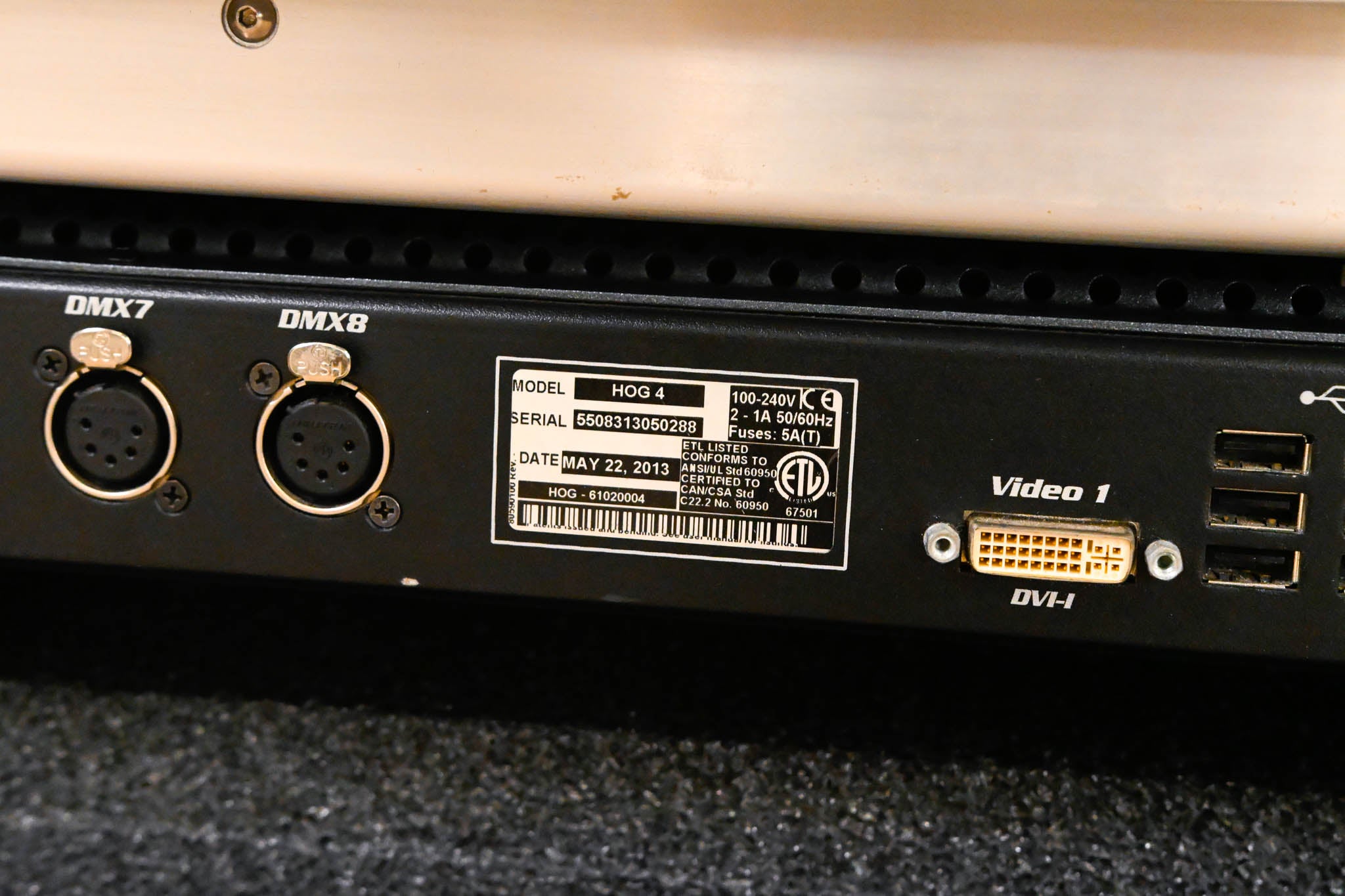 High End Systems Hog 4 Lighting Control Console with Road Case