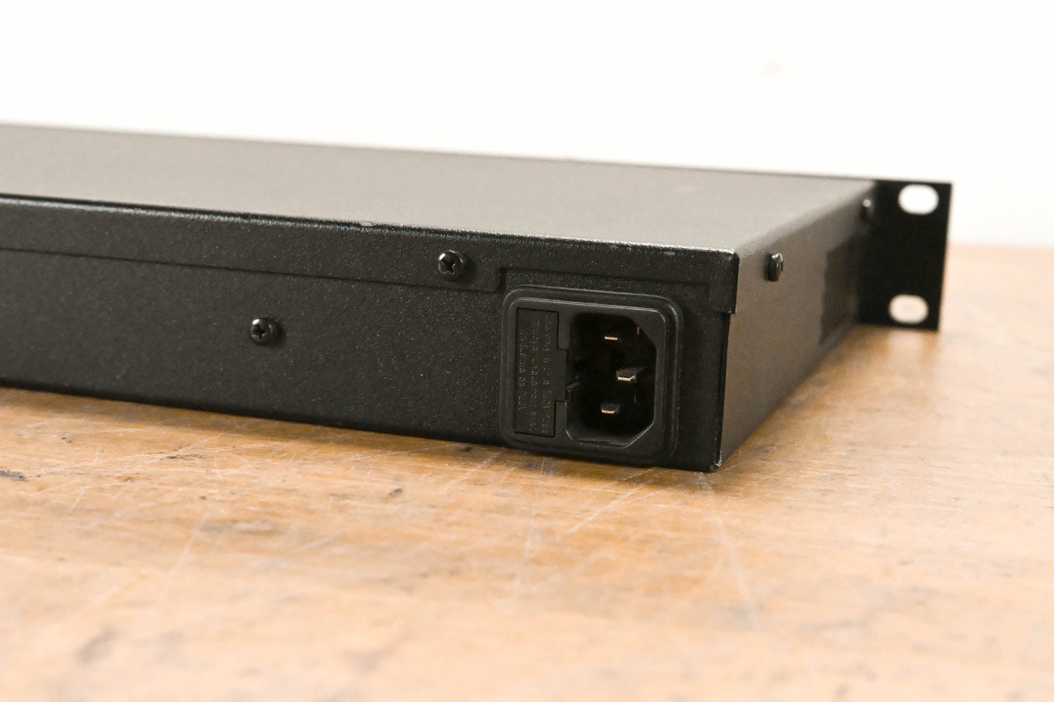 Ansmann Professional 8 - 9V Rack Mount Battery Charger