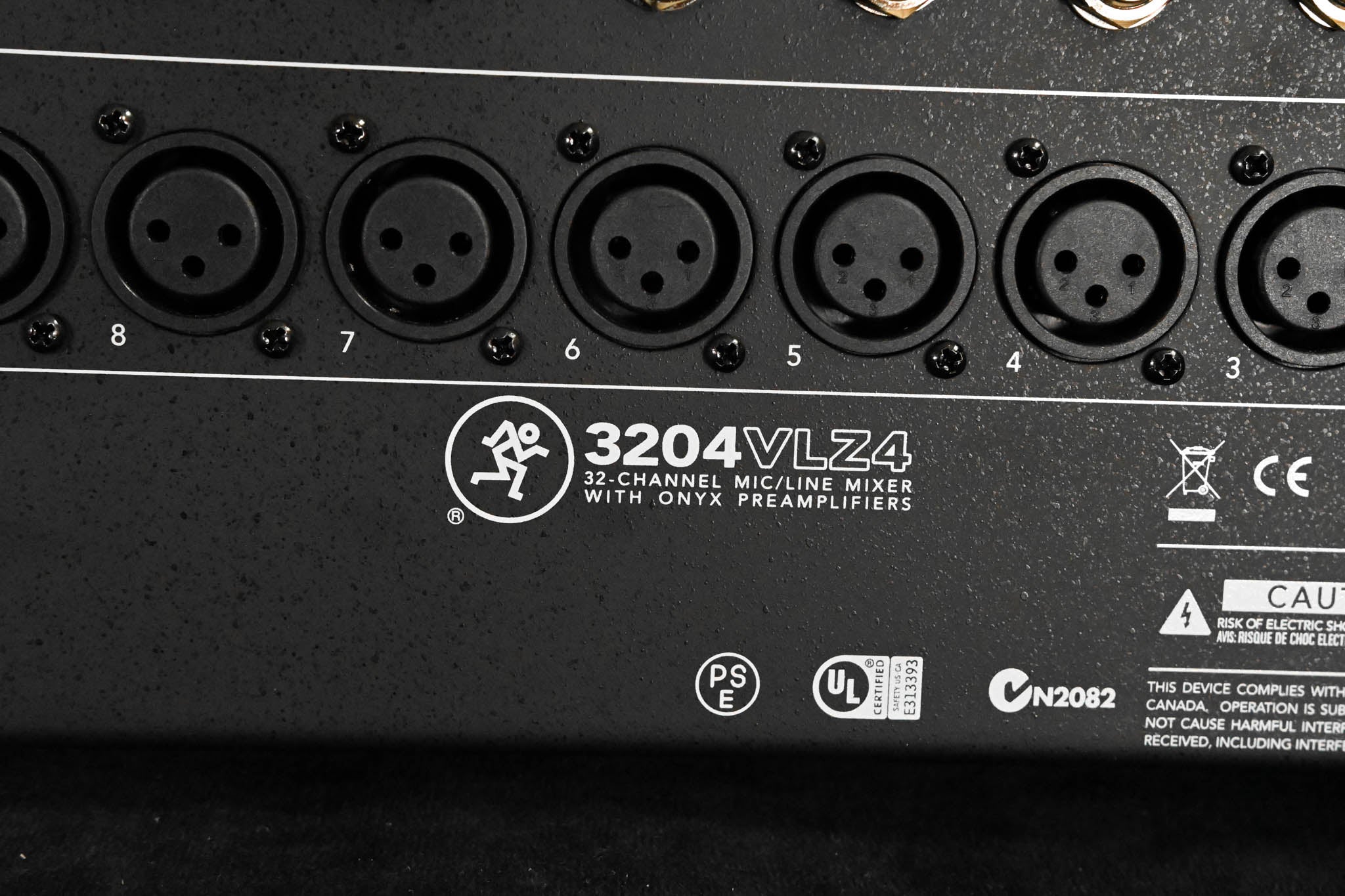 Mackie 3204VLZ4 32-Channel 4-Bus Effects Mixer with USB