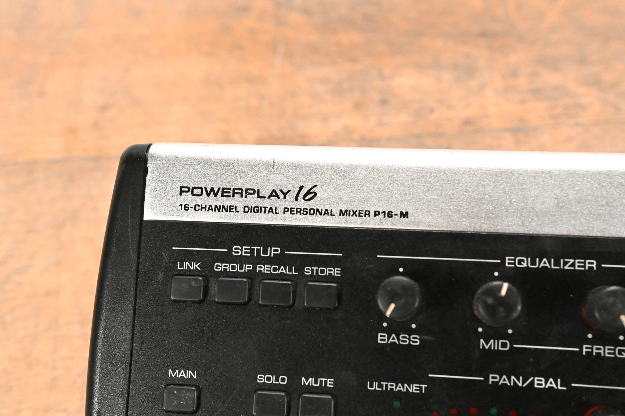 Behringer Powerplay P16-M 16-Channel Digital Personal Mixer