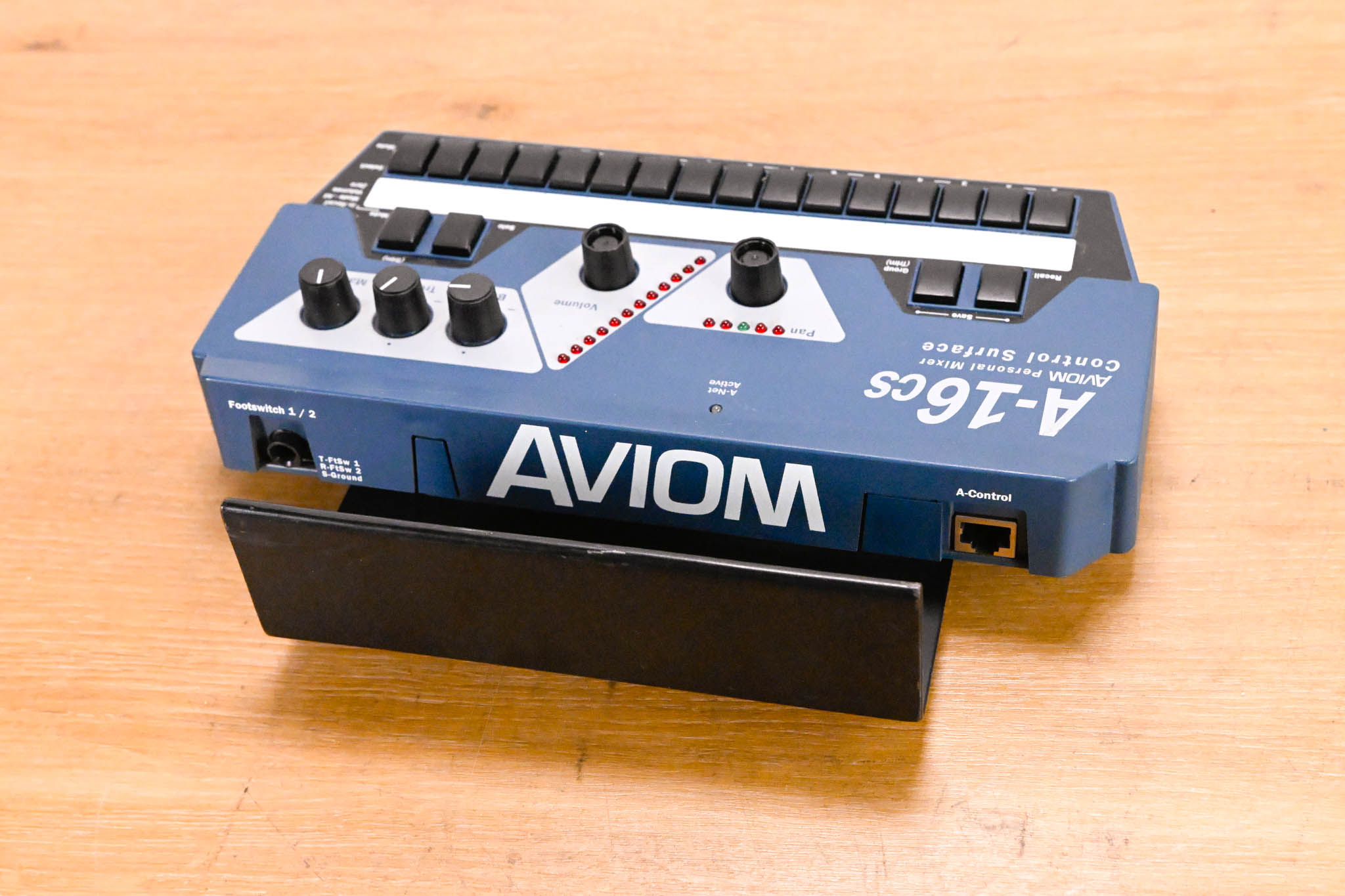 Aviom A-16cs Personal Mixer Control Surface for A-16R