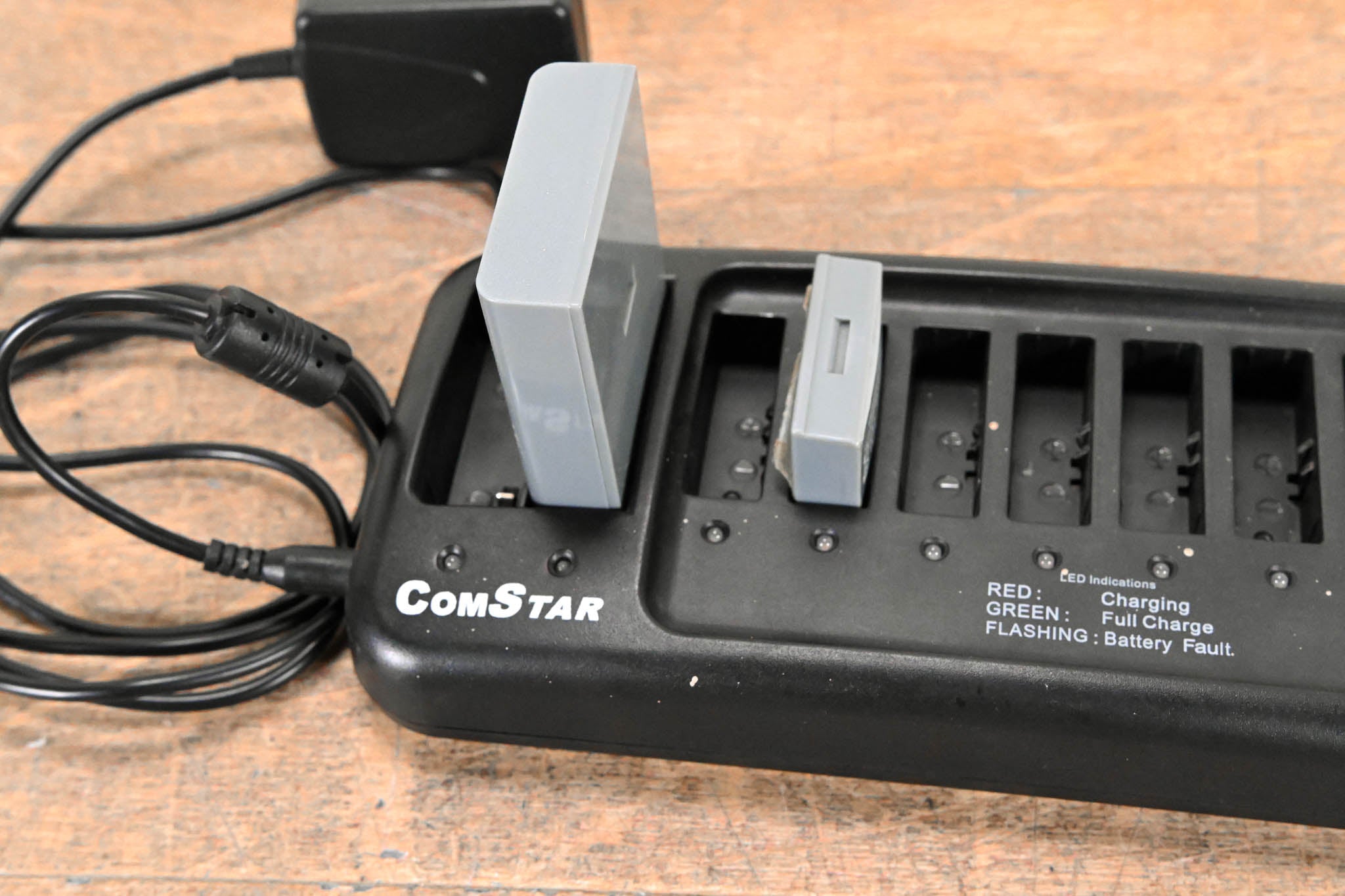 Eartec CH-CS28P COMSTAR Multi-Port Desktop Charger