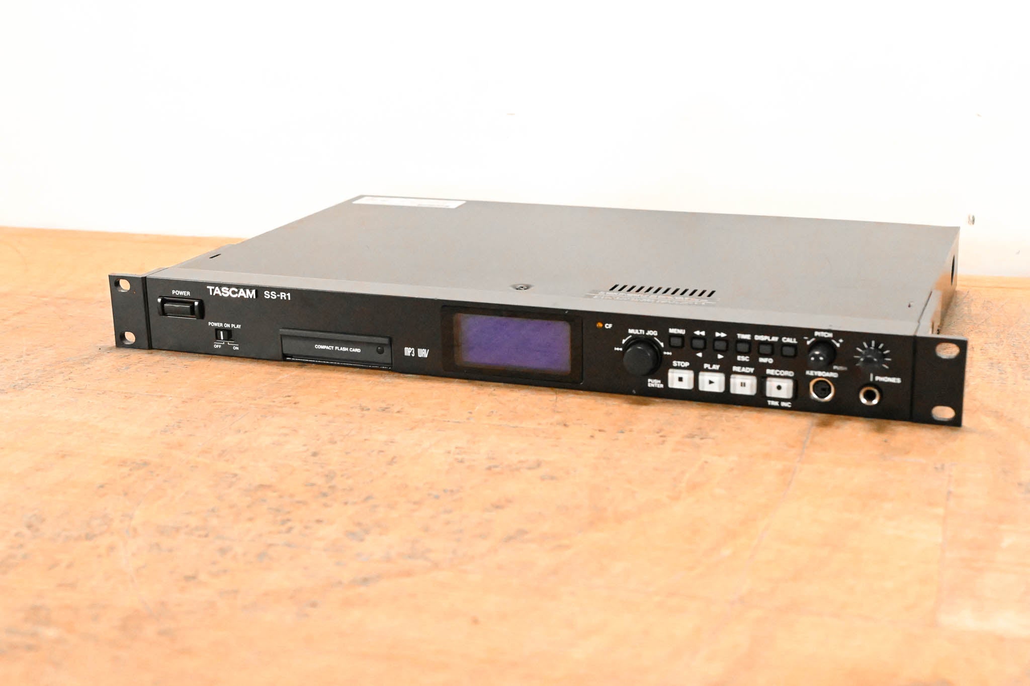 TASCAM SS-R1 Rack-Mountable Compact Solid State Recorder