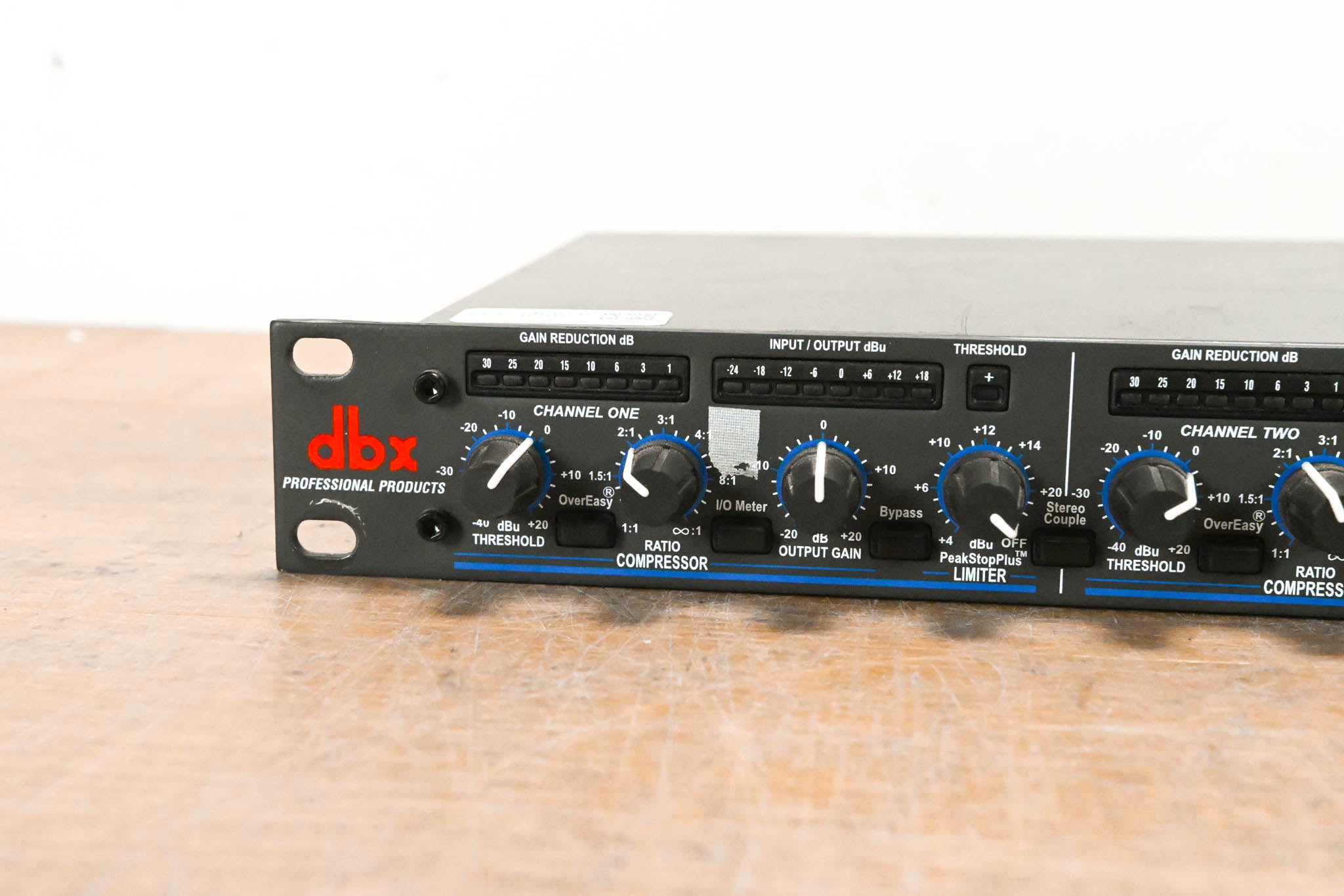 dbx 1046 Quad Compressor/Limiter