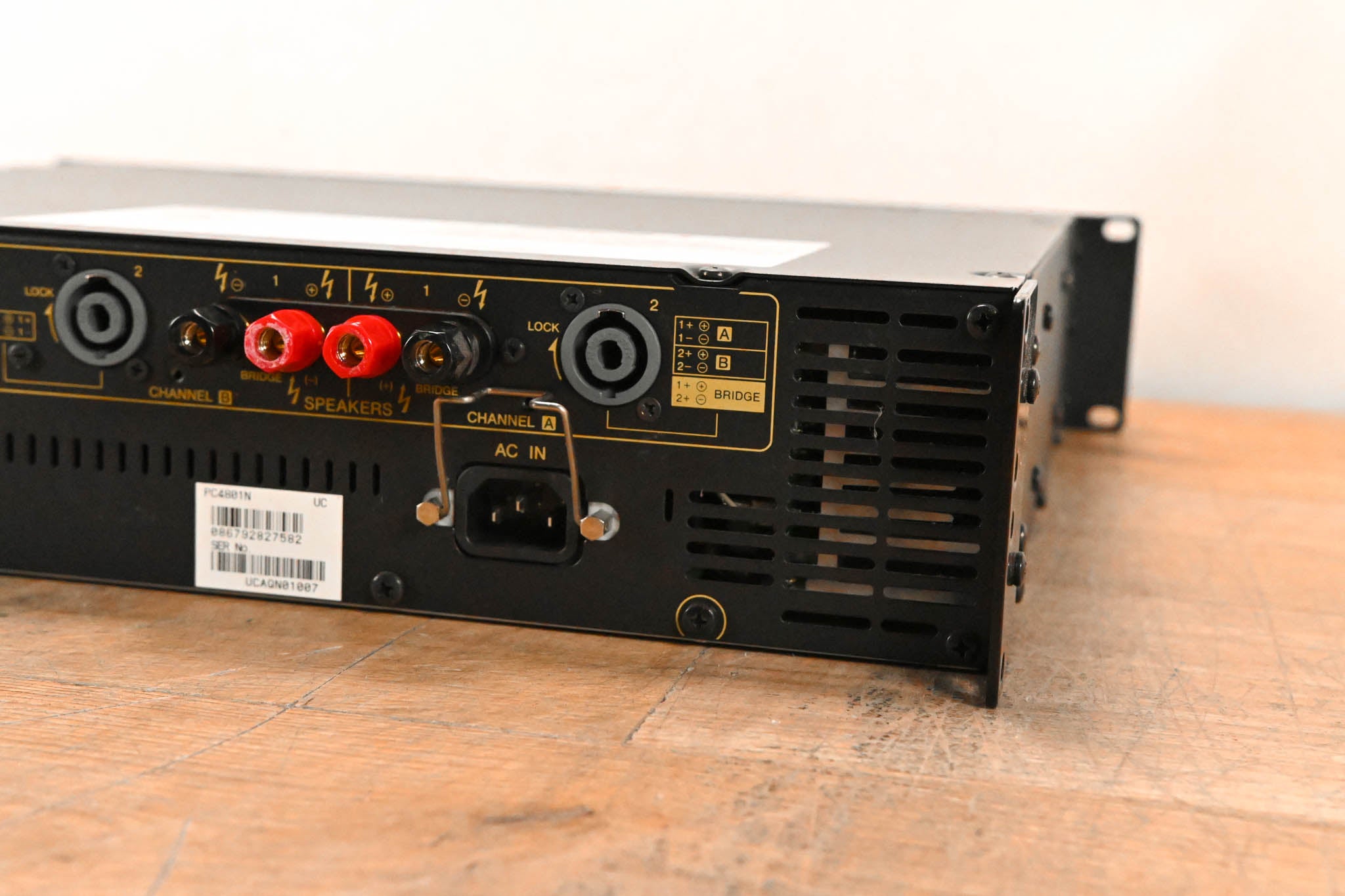 Yamaha PC4801N 2-Channel 475W Power Amplifier