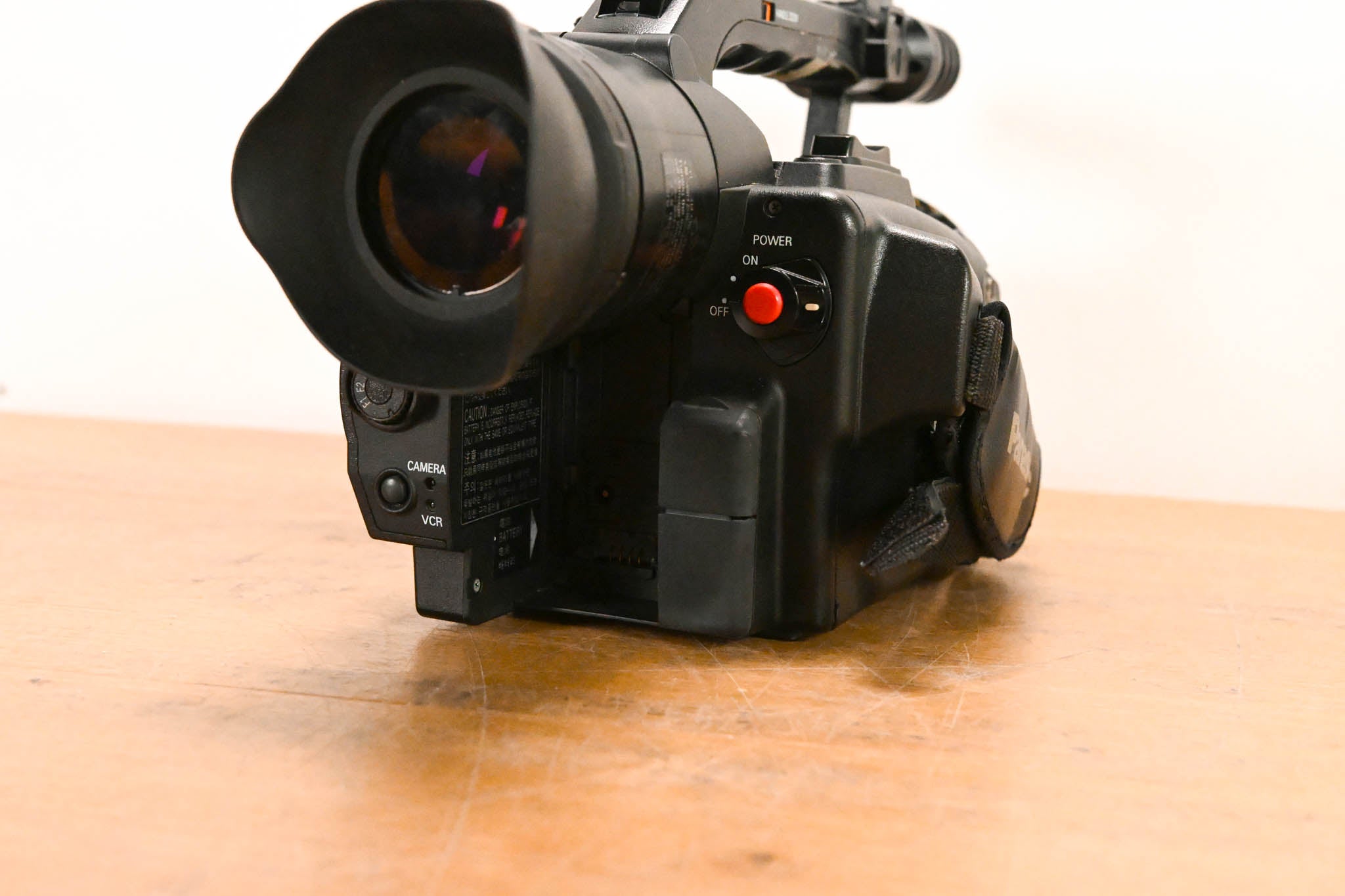 Panasonic AG-DVX100B 3-CCD Mini-DV Cinema Video Camcorder