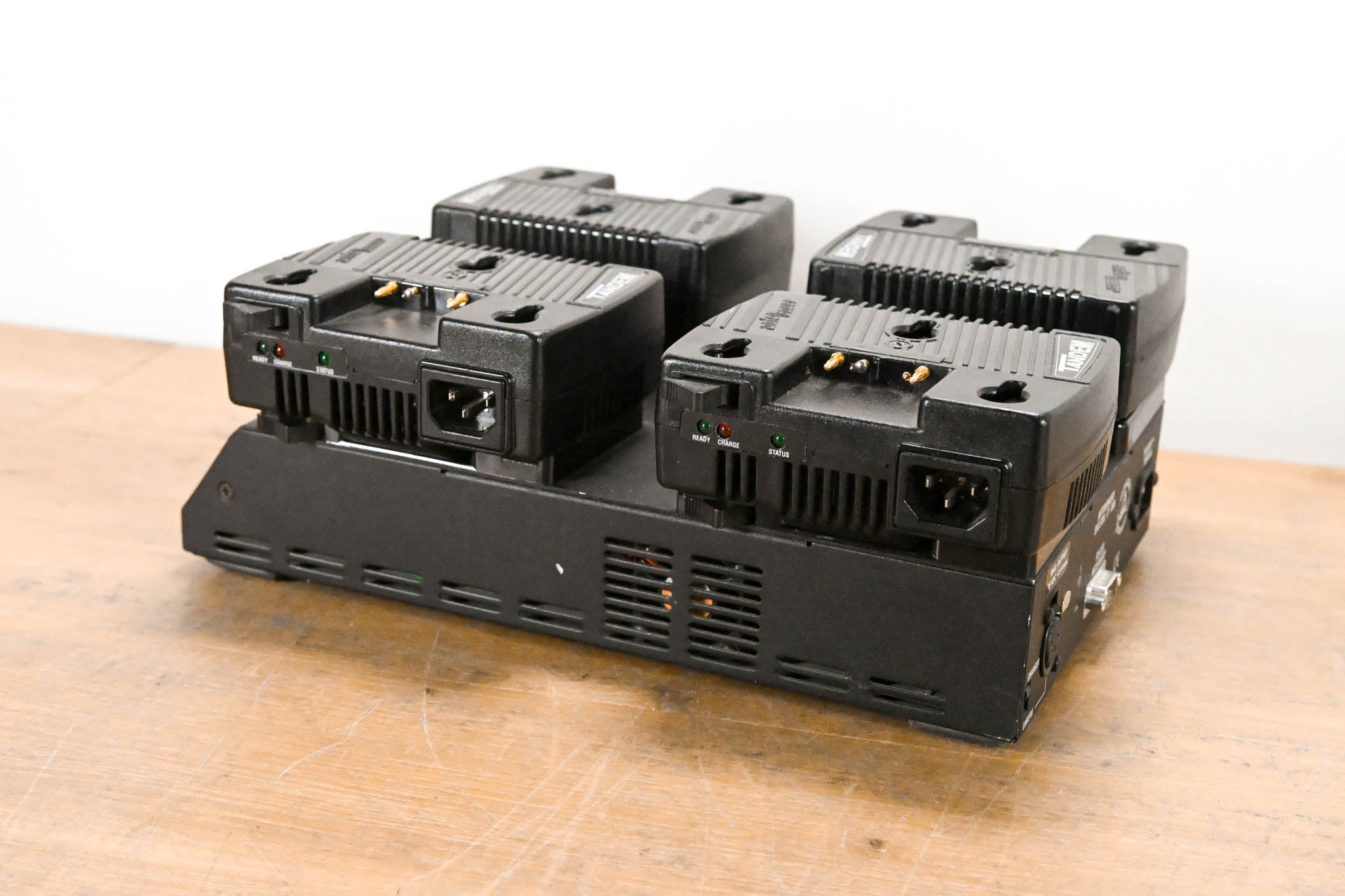 Anton Bauer Q-2702 QUAD PowerCharger w/ 2x Tandem PSU