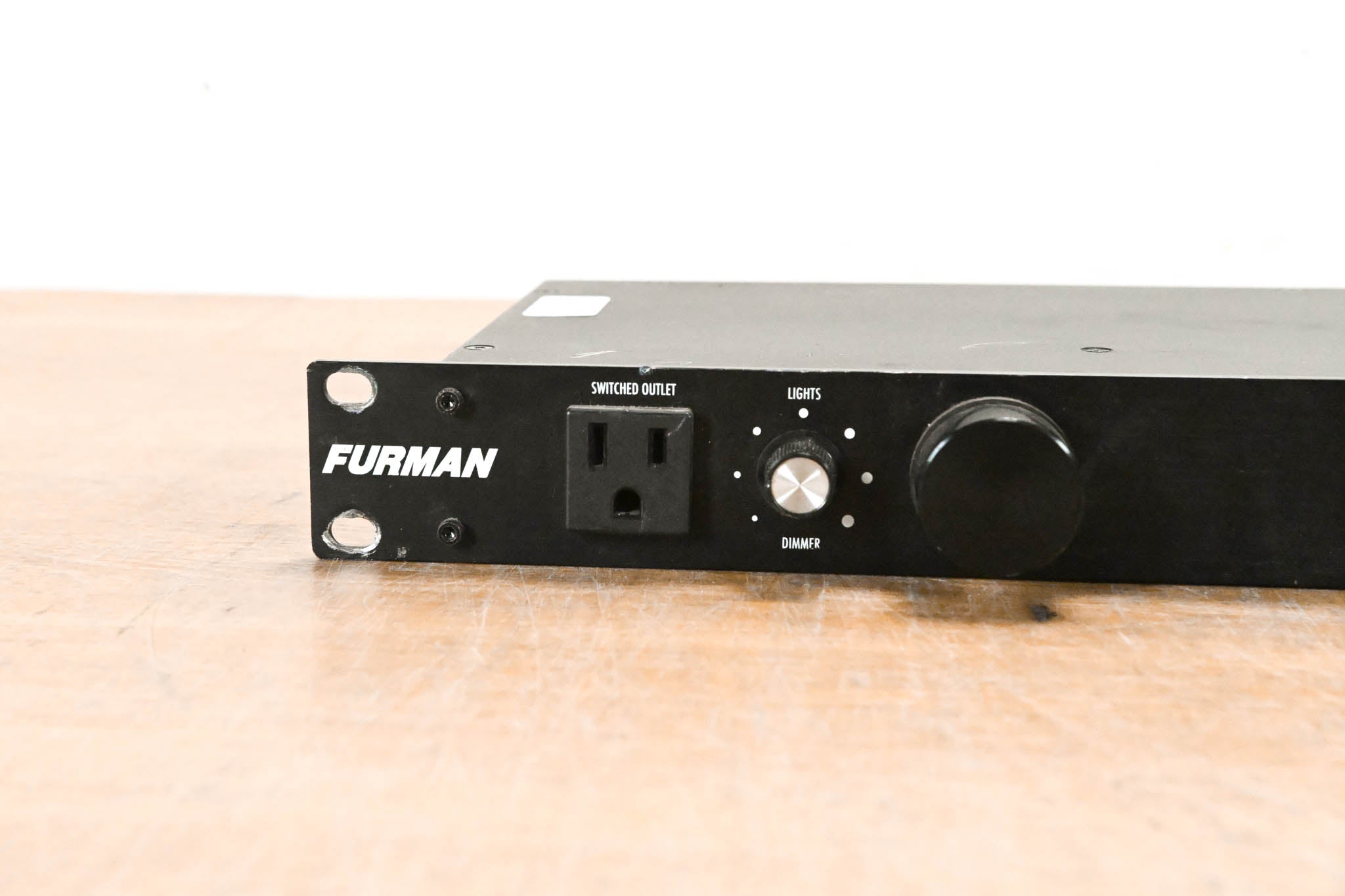 Furman M-8Lx 15A Merit Series Power Conditioner with Lights