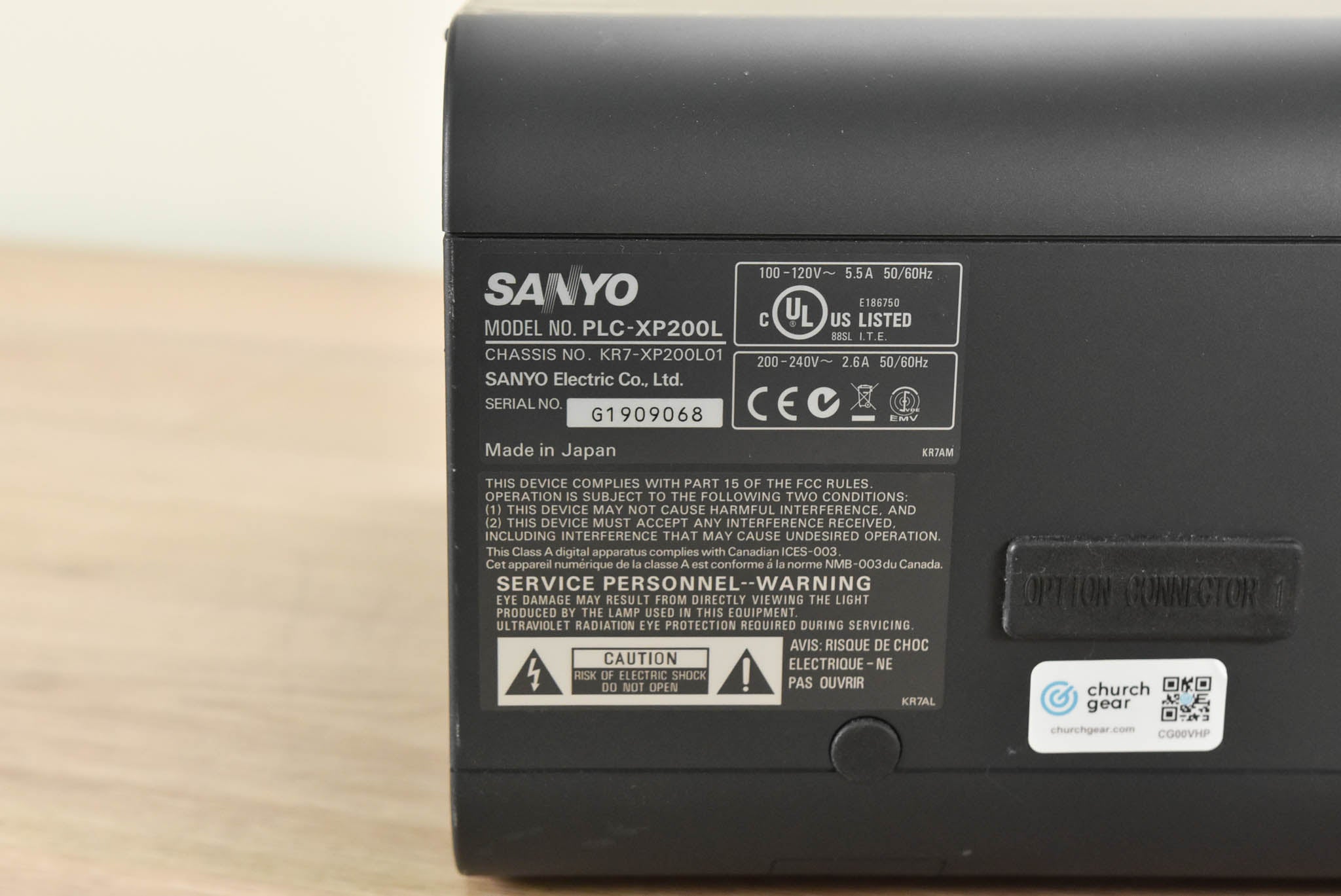 SANYO PLC-XP200L 3LCD XGA Large Venue Projector with Lens