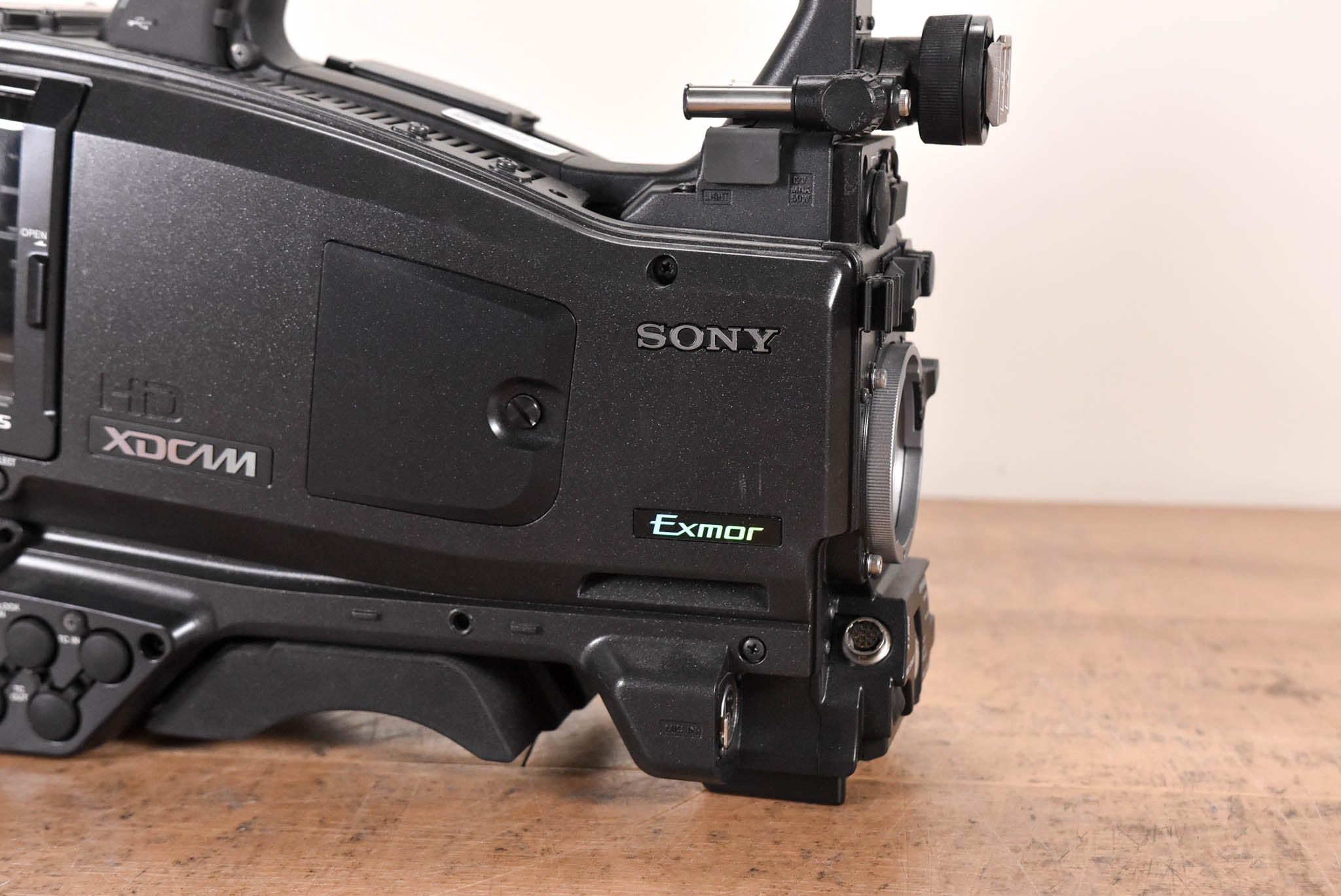 Sony PXW-X320 XDCAM Solid State Memory Camcorder