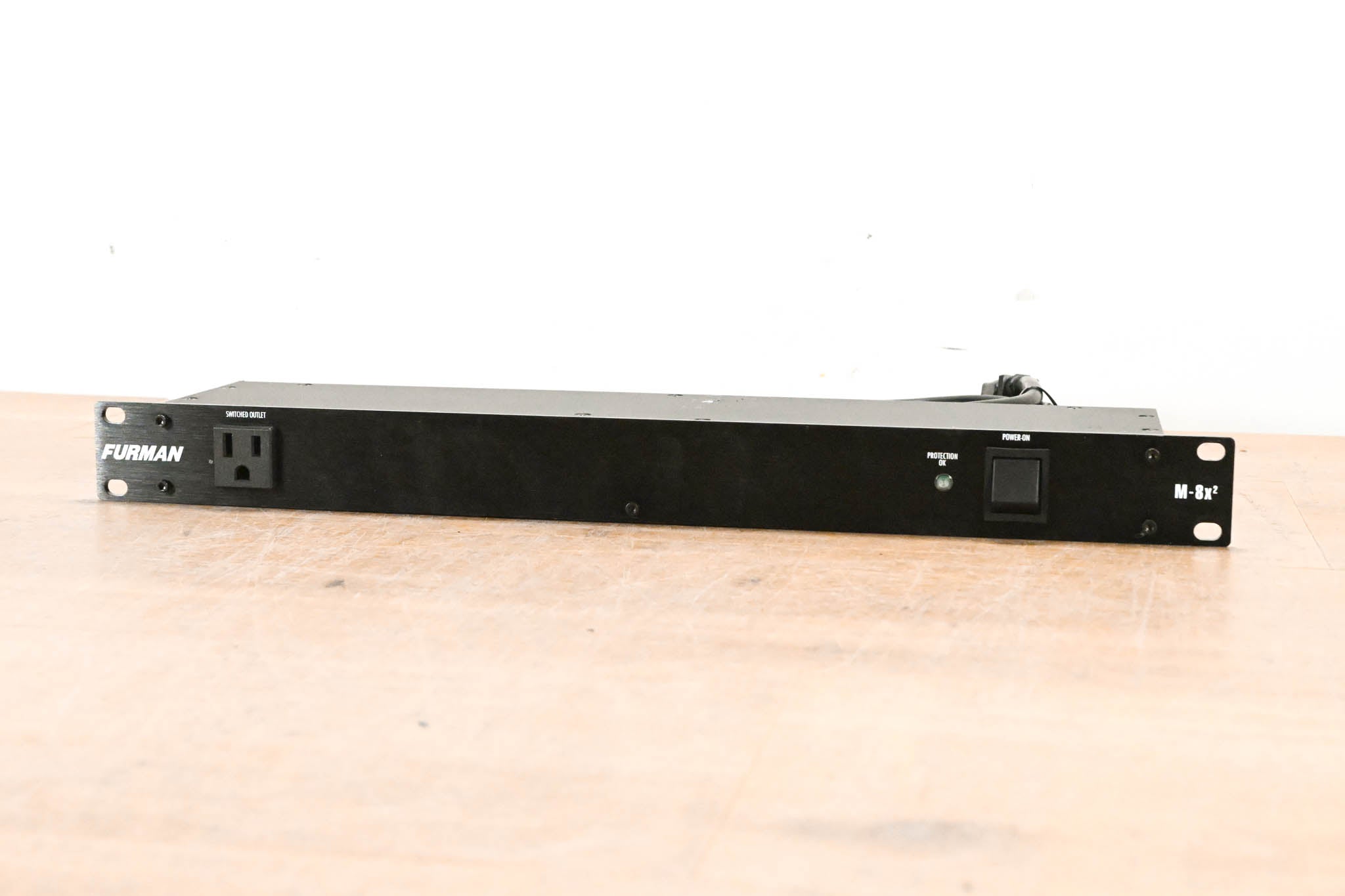 Furman M-8x2 8-Outlet Power Conditioner